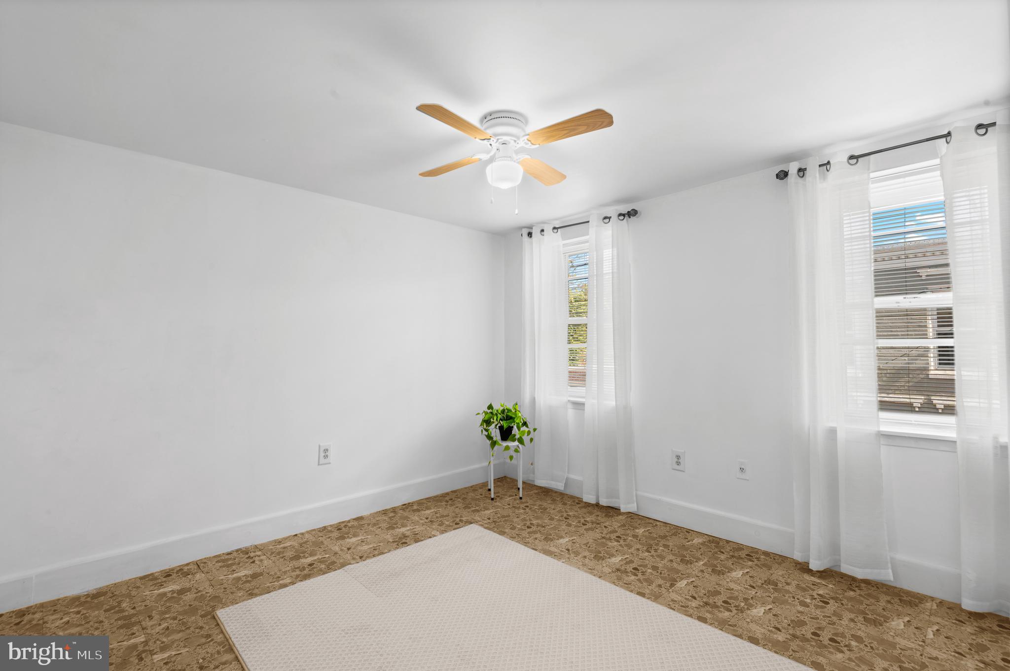 NORRIS SQUARE - Residential