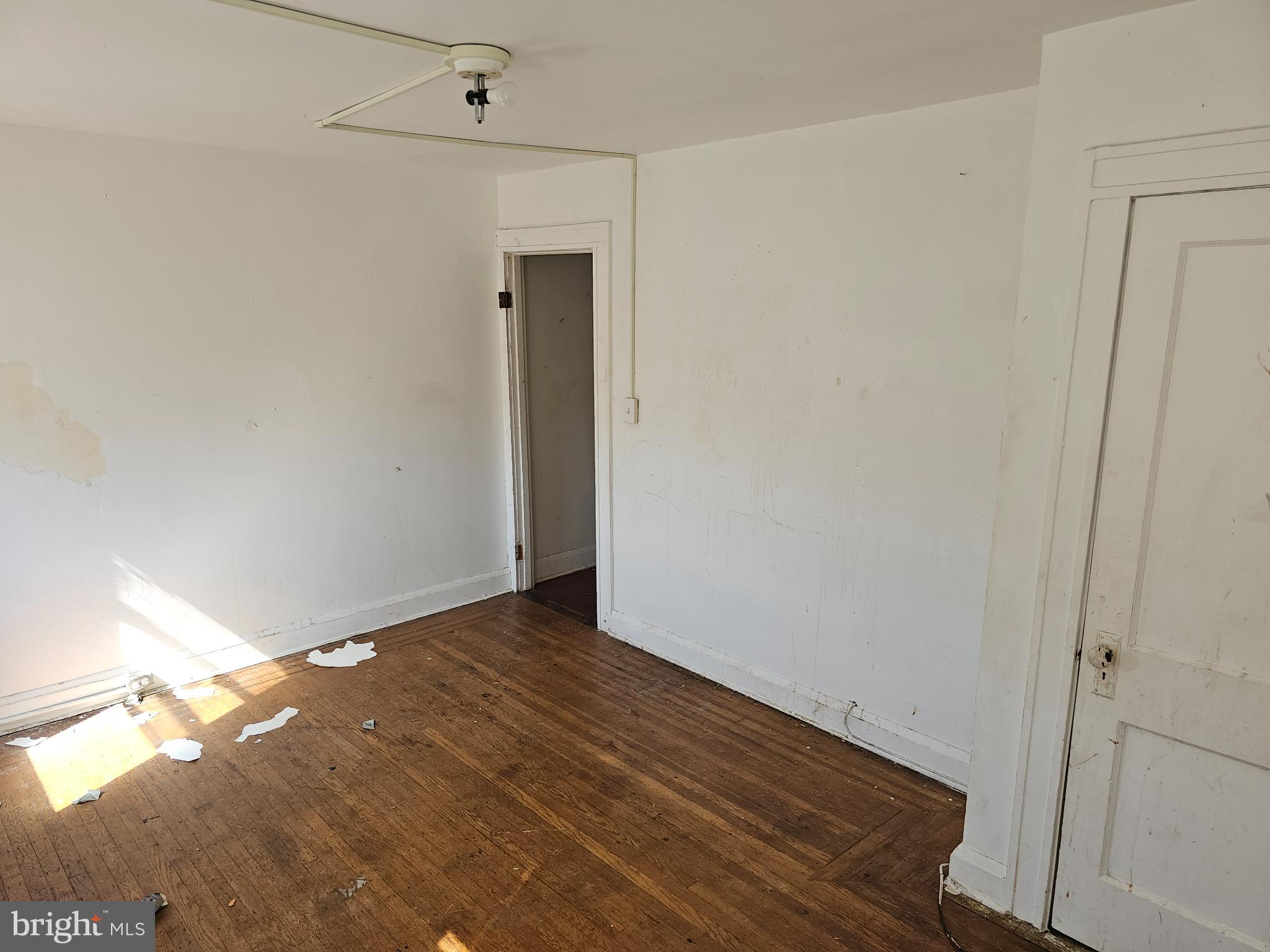 BELAIR-EDISON - Residential