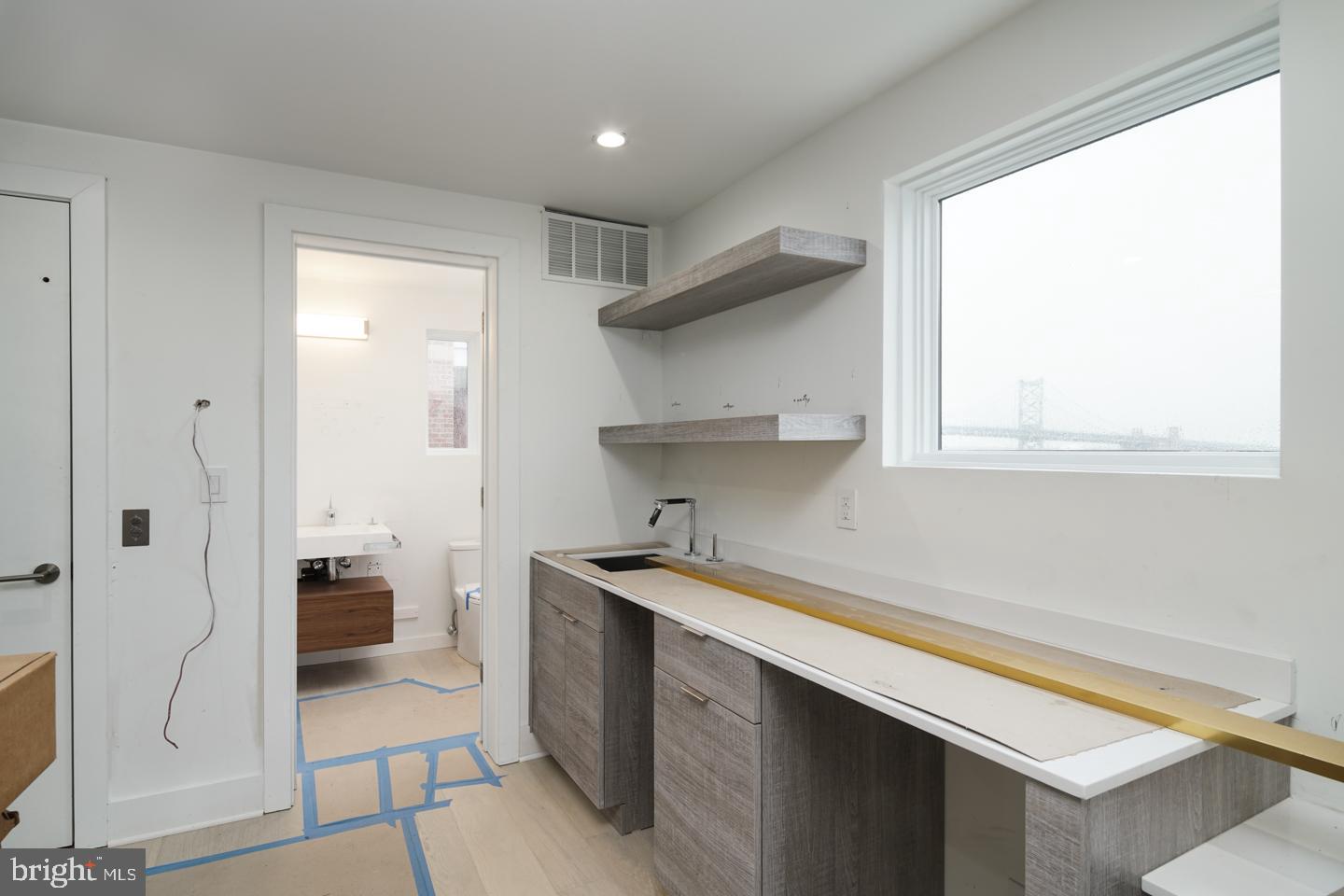 SOCIETY HILL - Residential