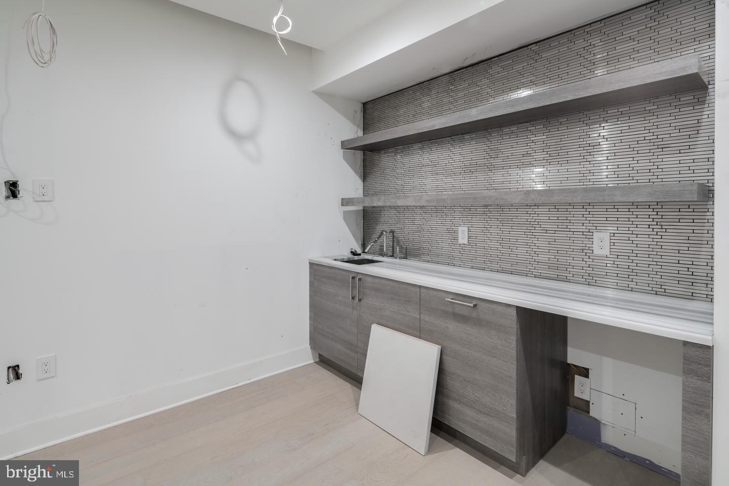 SOCIETY HILL - Residential