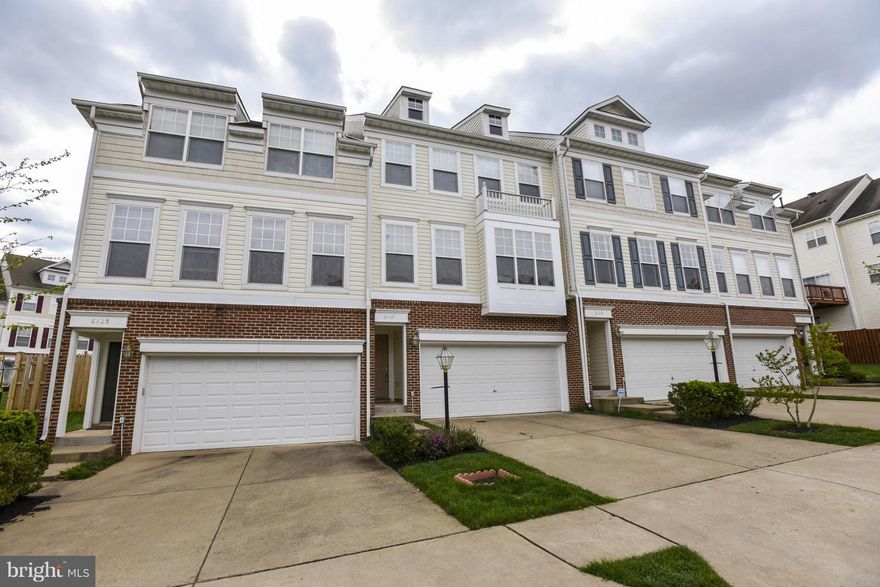 LOOKIN' GOOD IN THE NEIGHBORHOOD! Set in an ultra-convenient location, close to a full range of local amenities. Upon entering this home, immediate attention is drawn to the warm & relaxed feel.The home features newly installed granite counters, gleaming hardwood floors, spacious open floor plan. Downstairs finds a finished basement ready for entertaining & movie nights! *Less than a mile to VRE*