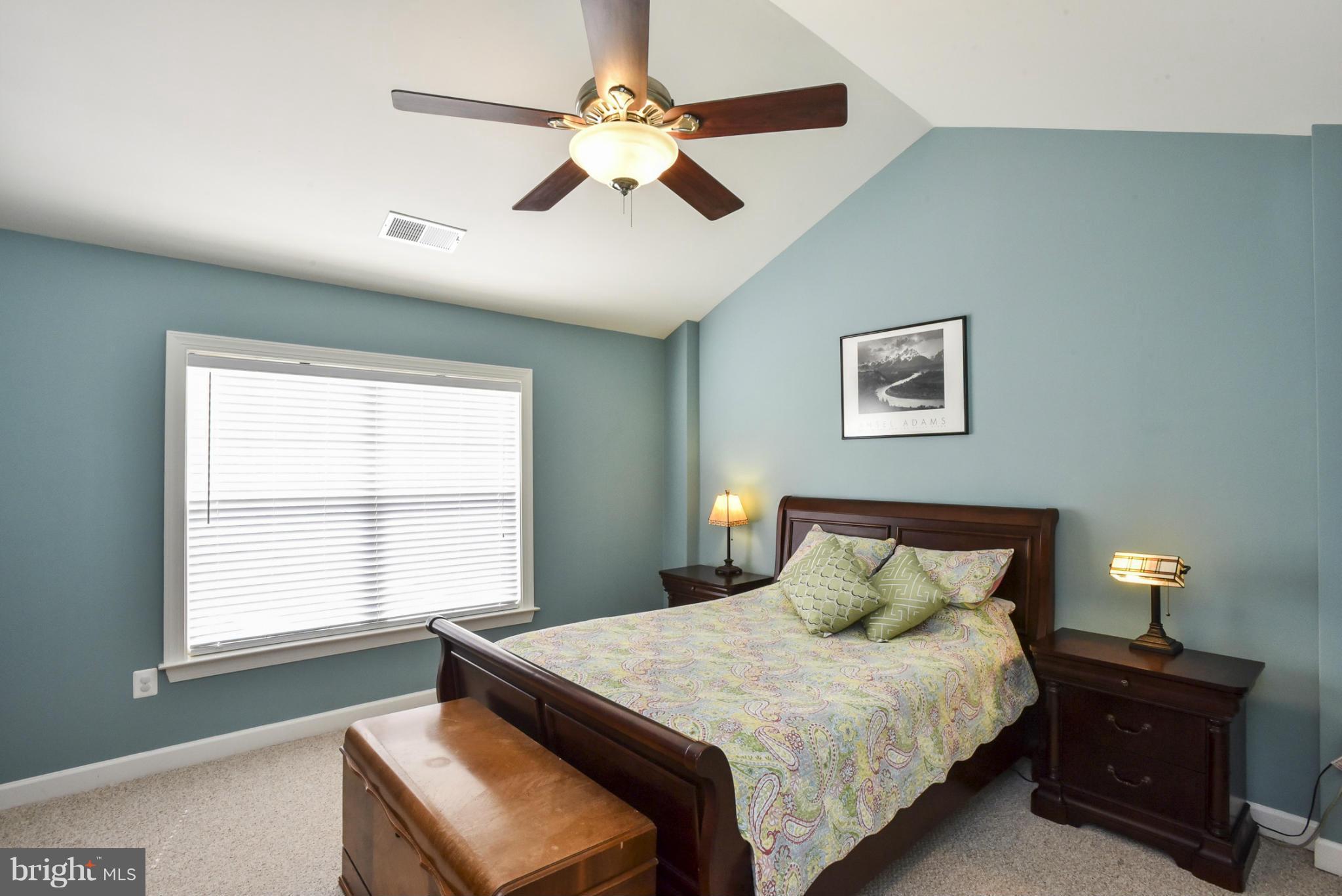 BLOOMS MILL - Residential