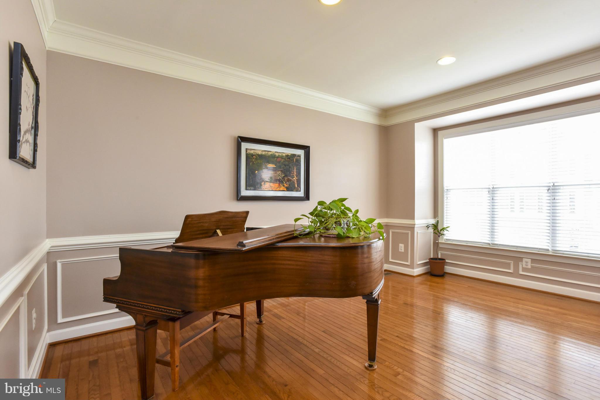 BLOOMS MILL - Residential