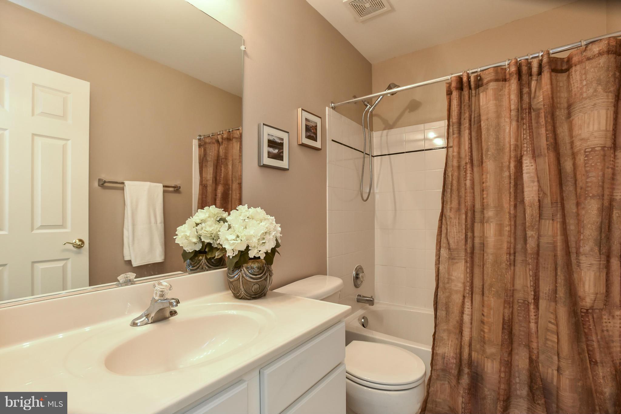 BLOOMS MILL - Residential