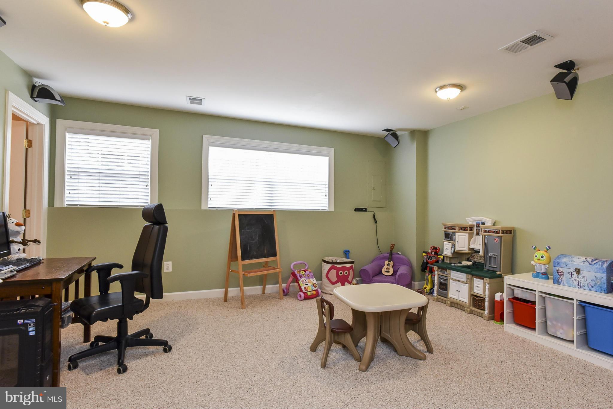 BLOOMS MILL - Residential