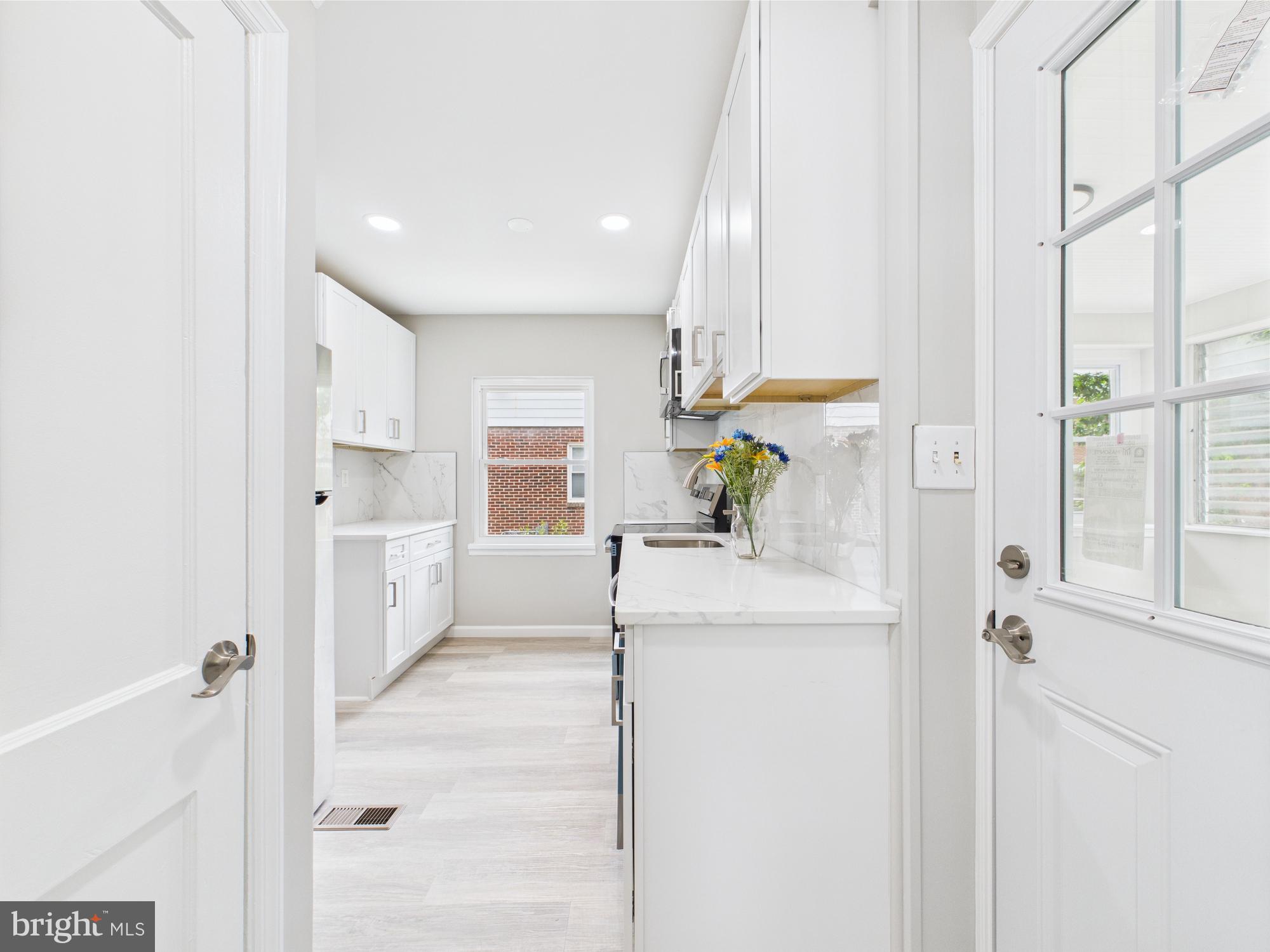 QUEENS CHAPEL MANOR - Residential