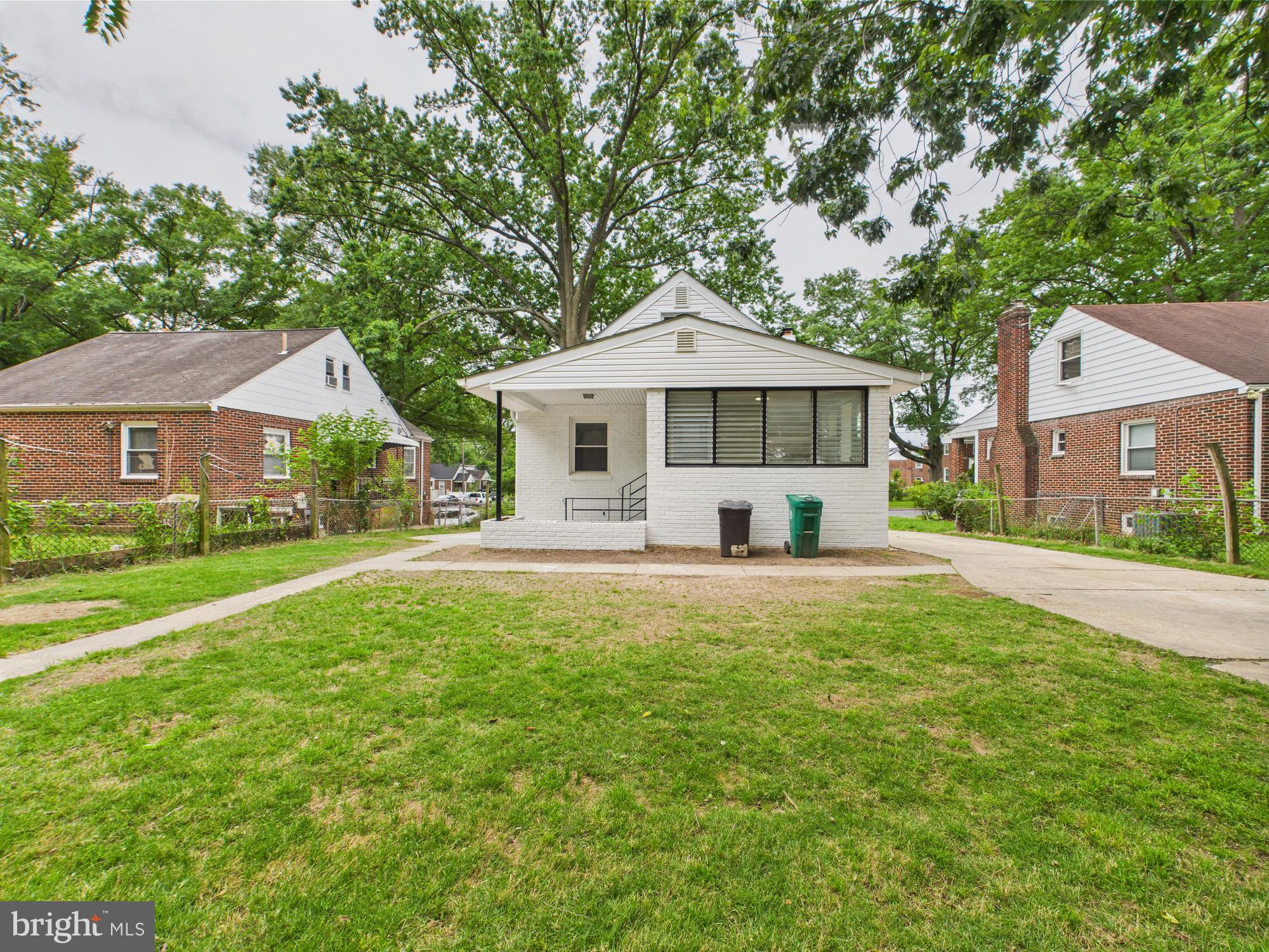 QUEENS CHAPEL MANOR - Residential
