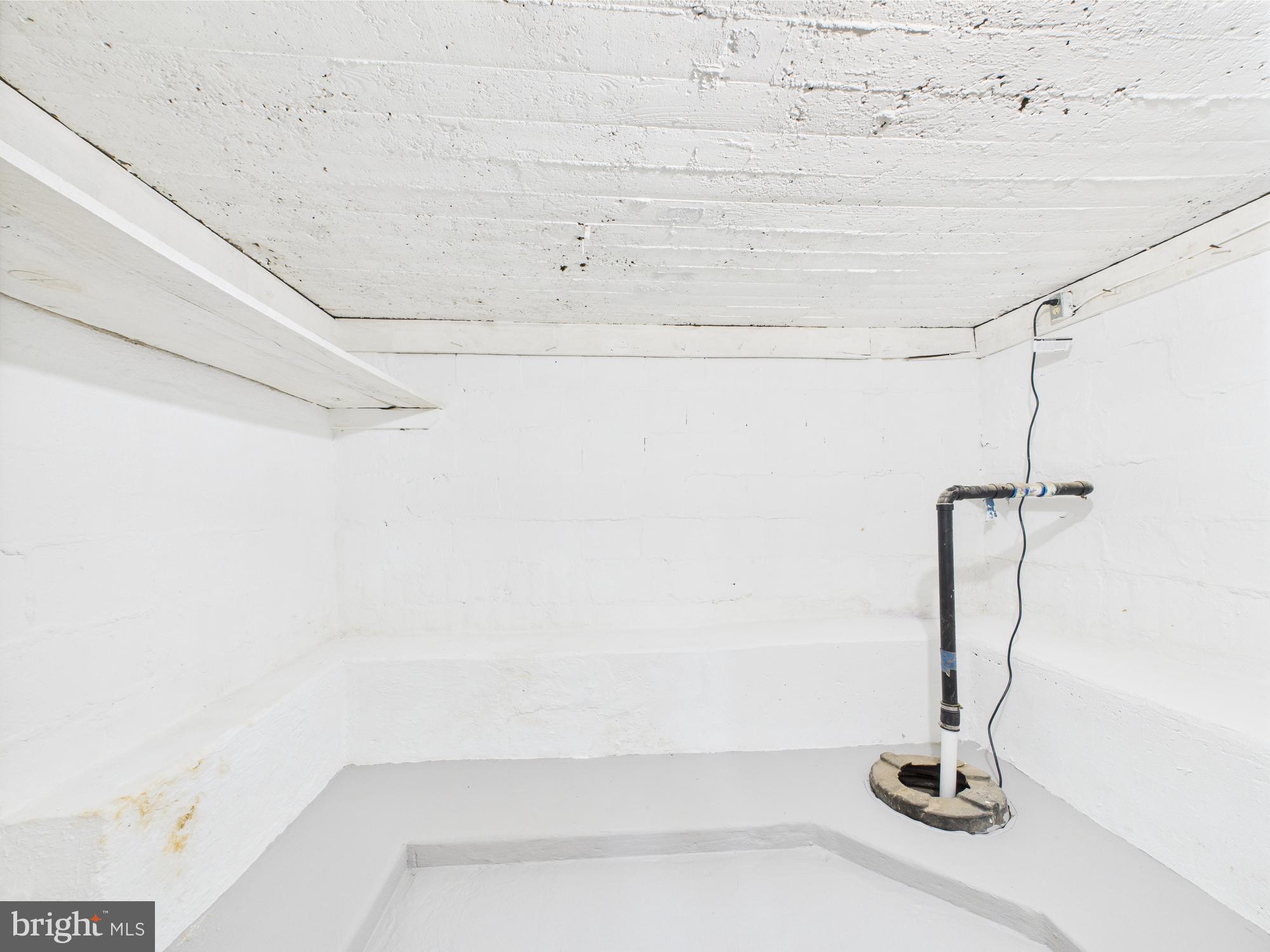 QUEENS CHAPEL MANOR - Residential