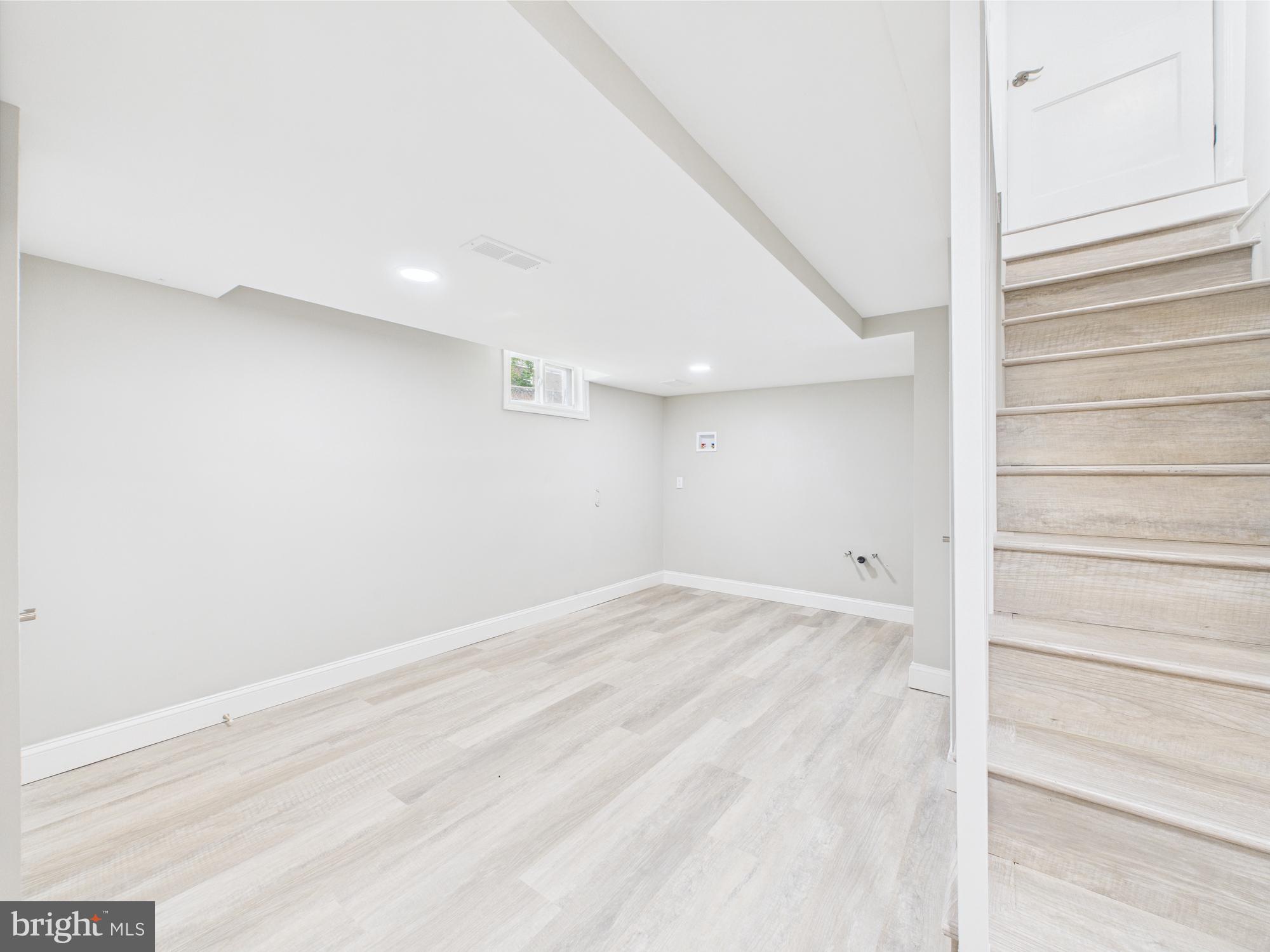 QUEENS CHAPEL MANOR - Residential