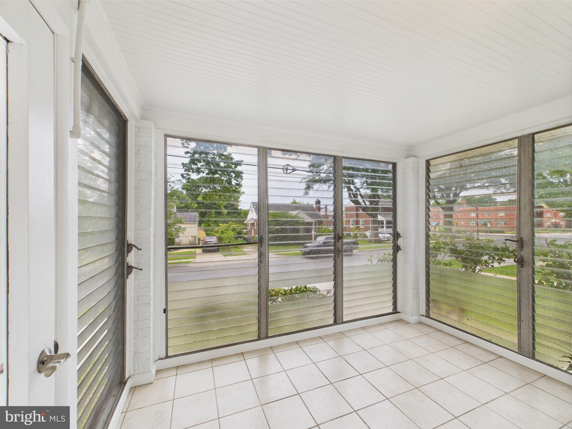 QUEENS CHAPEL MANOR - Residential