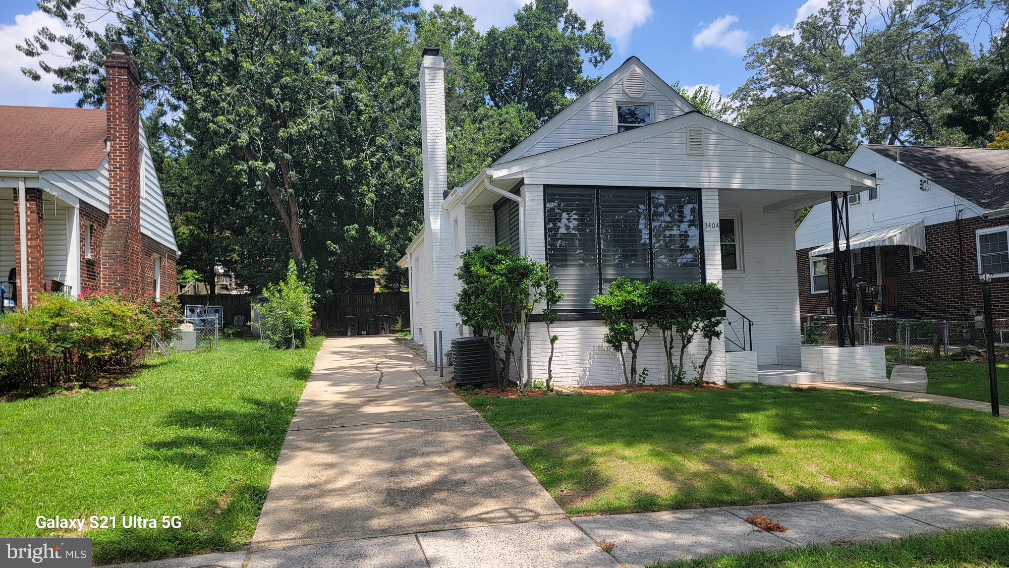 QUEENS CHAPEL MANOR - Residential