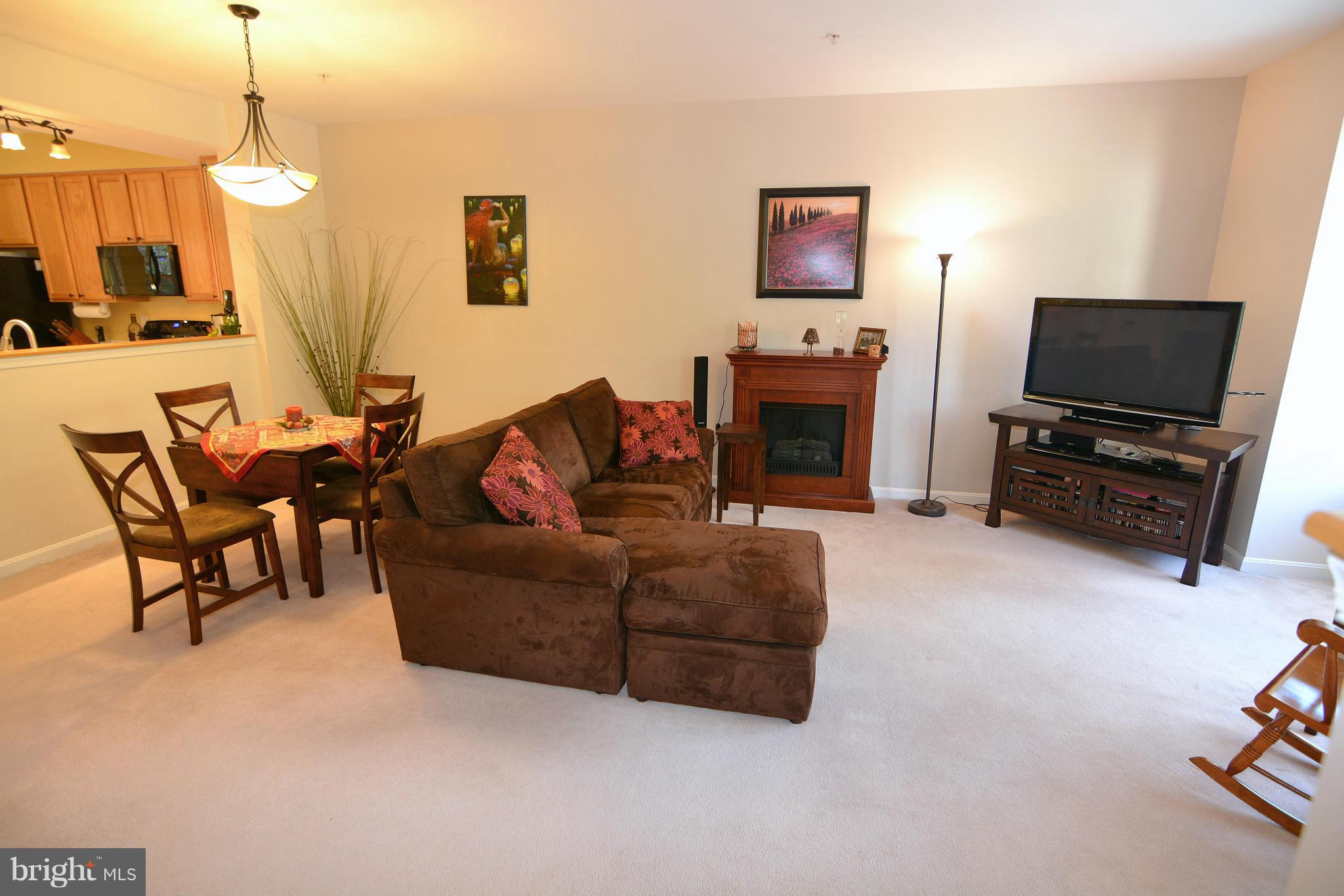 PINEY ORCHARD - Residential