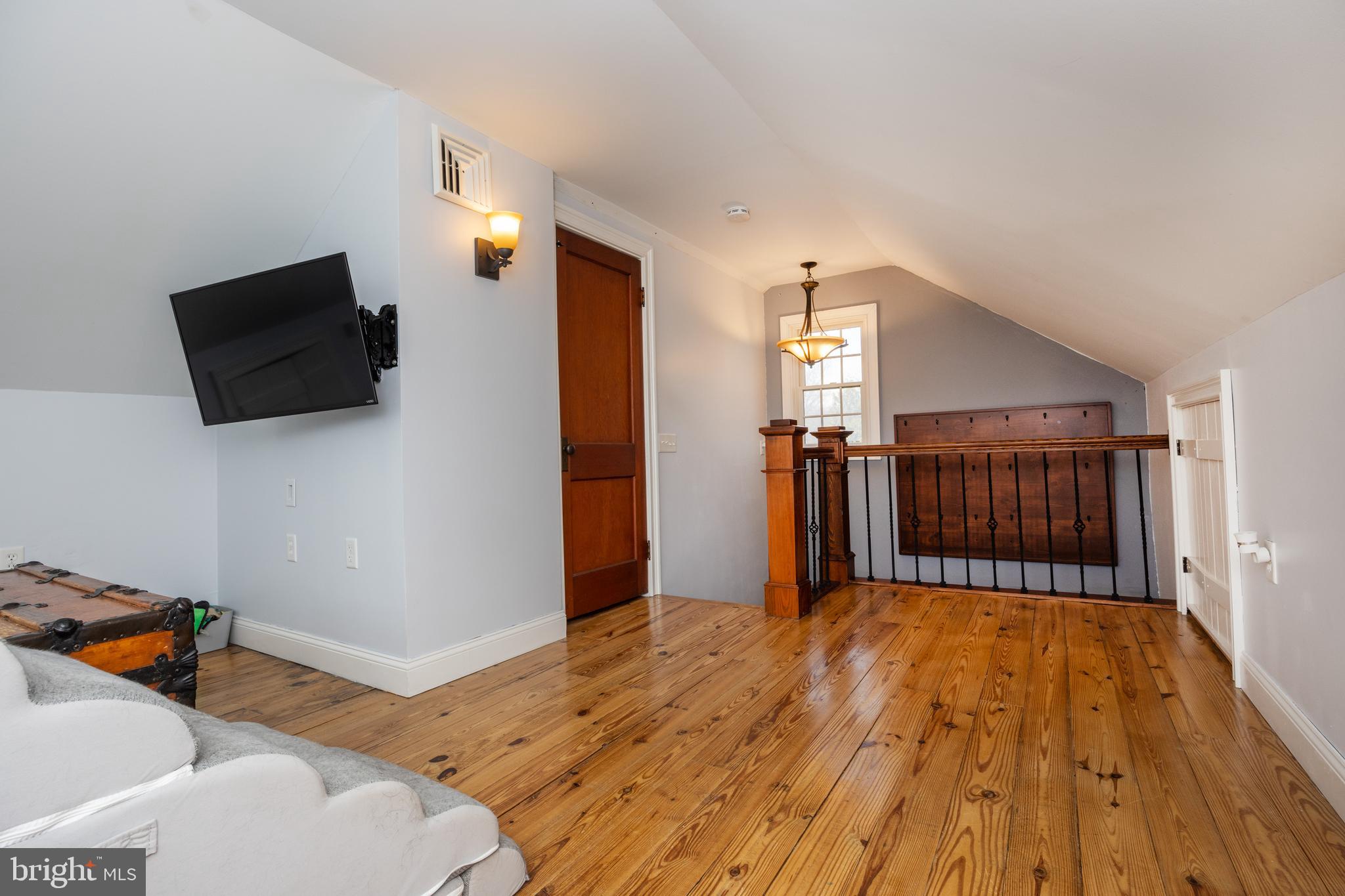 CHESTNUT RIDGE ACR - Residential