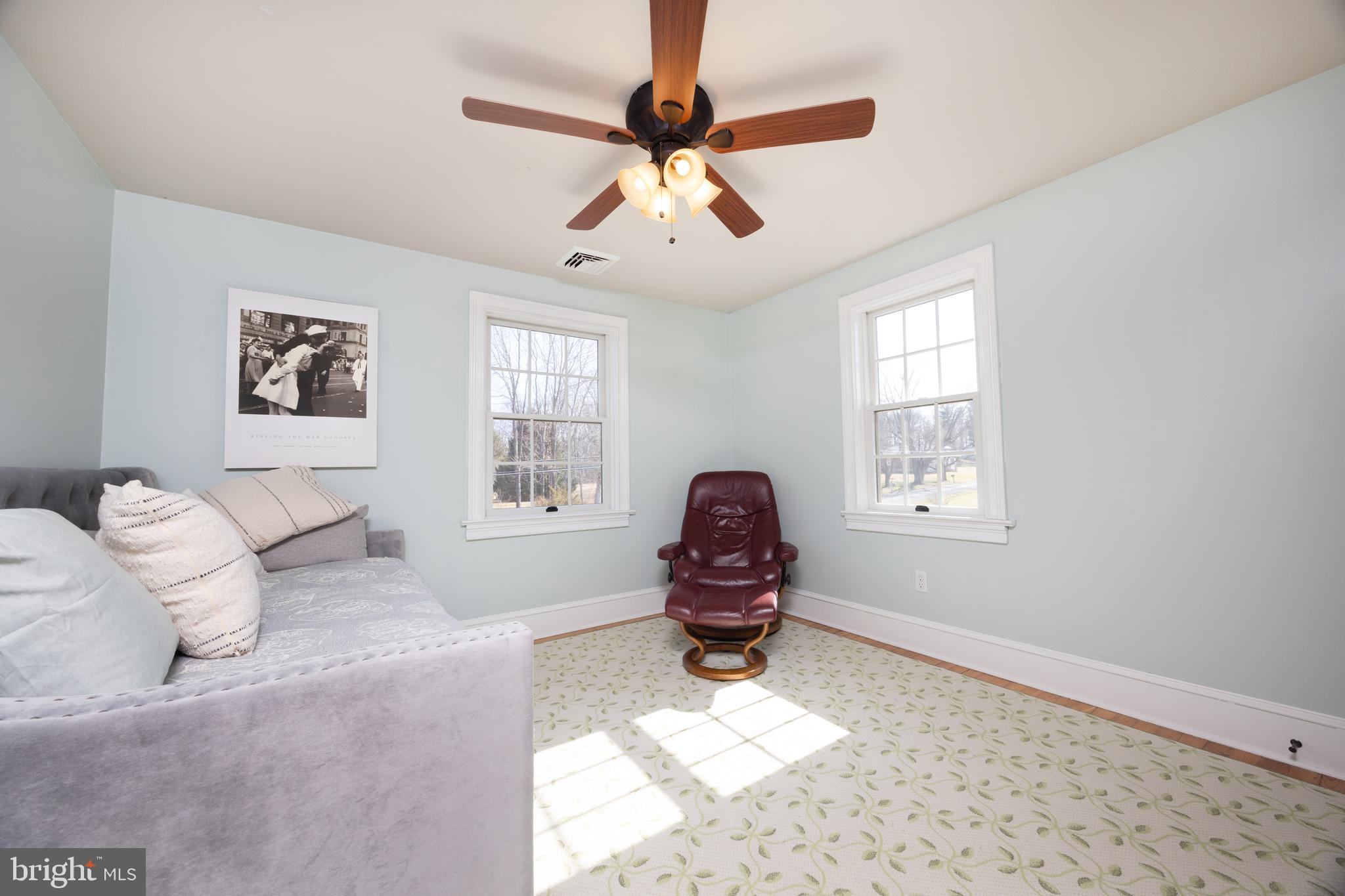 CHESTNUT RIDGE ACR - Residential