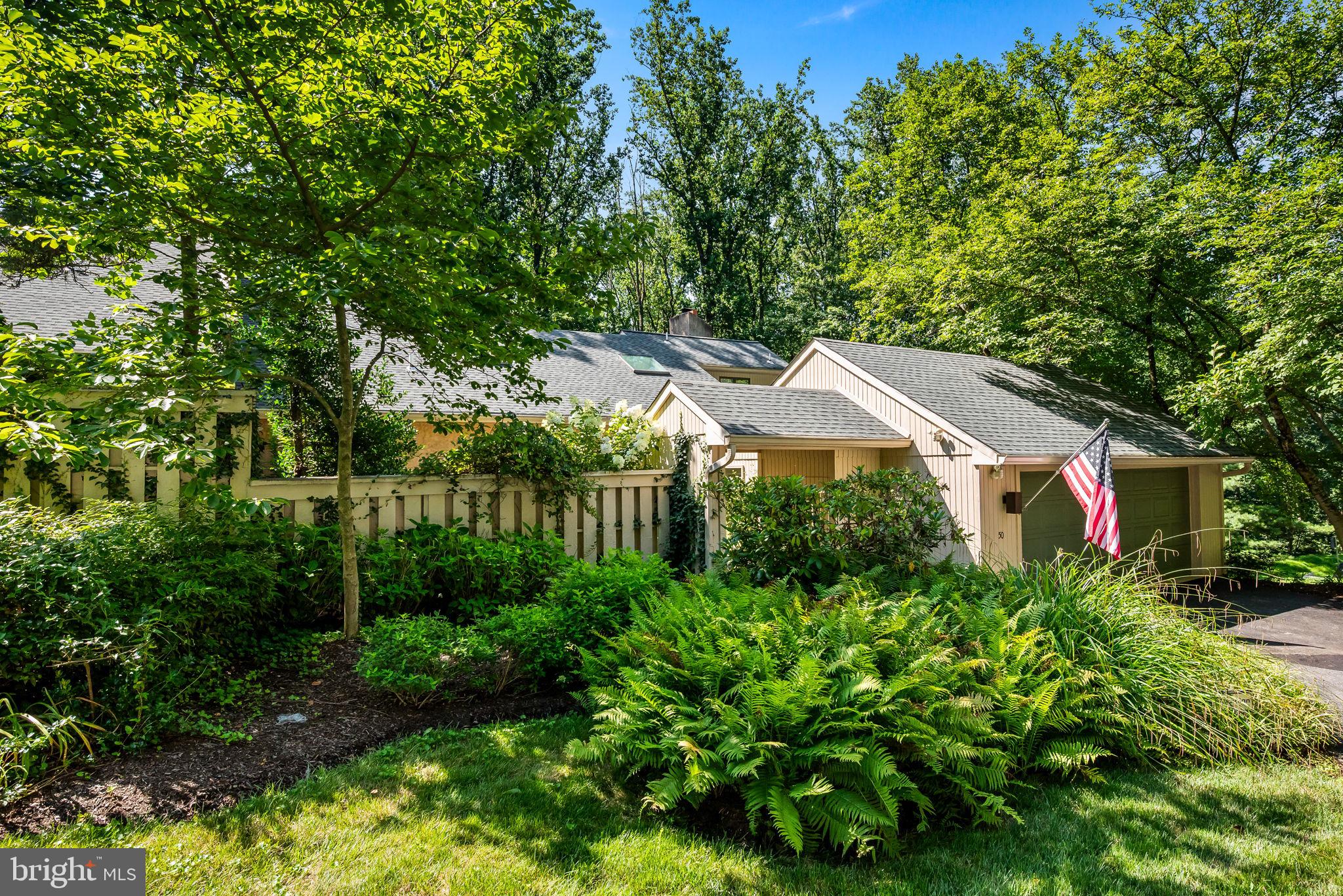 50 TOFT WOODS WAY