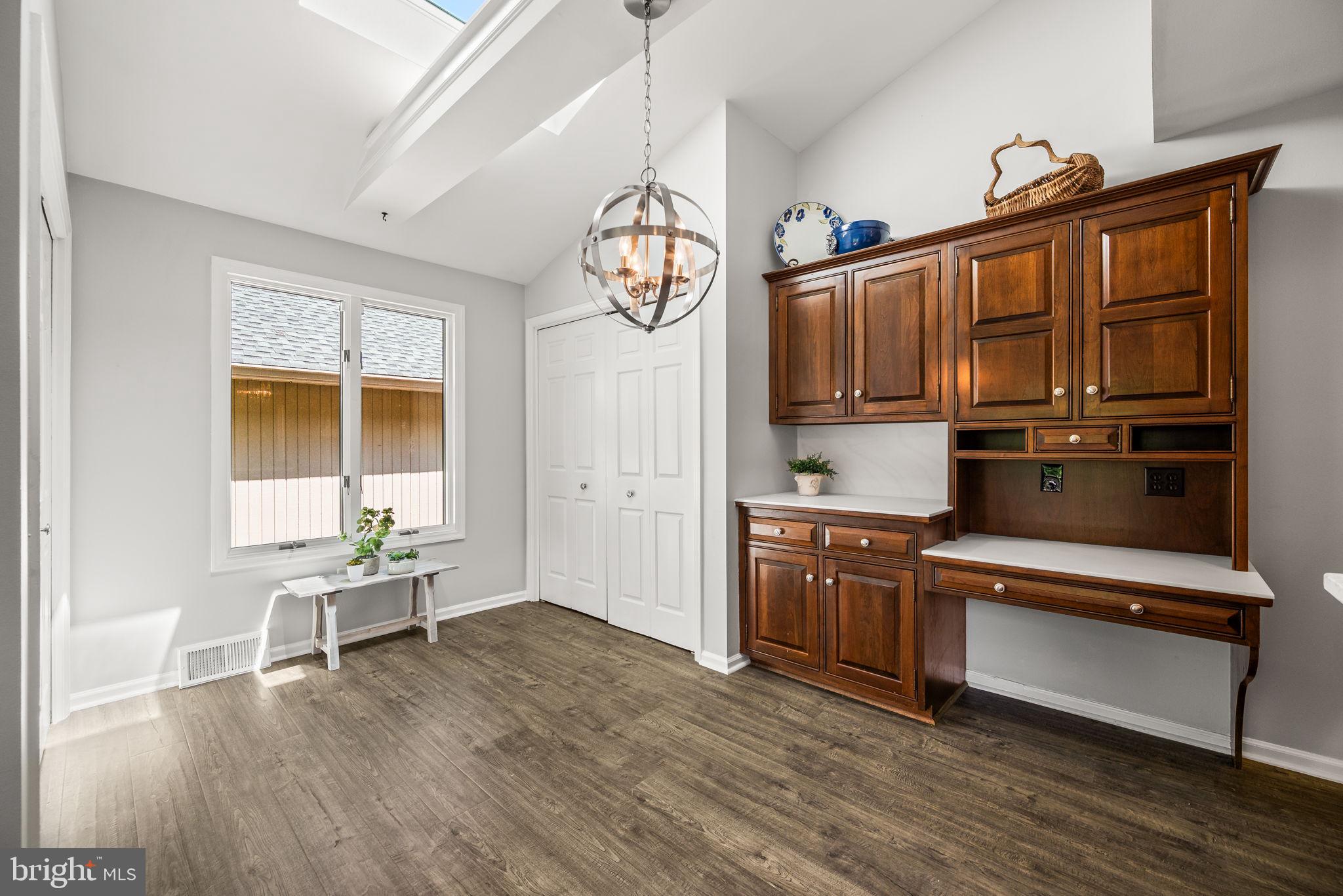 TOFT WOODS - Residential