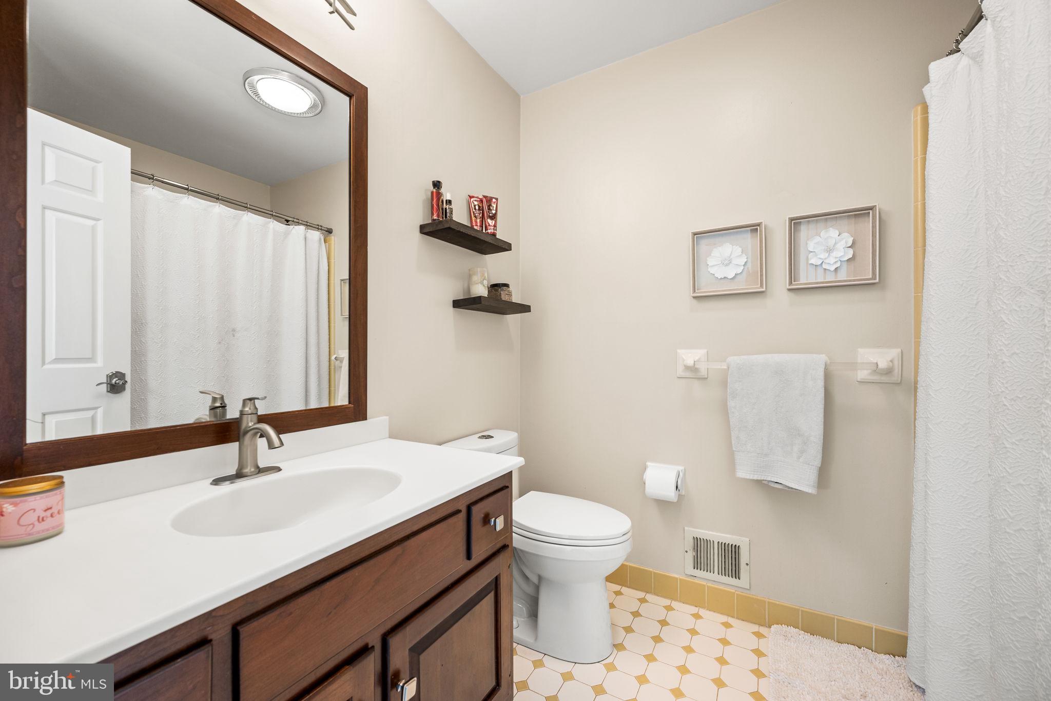 TOFT WOODS - Residential