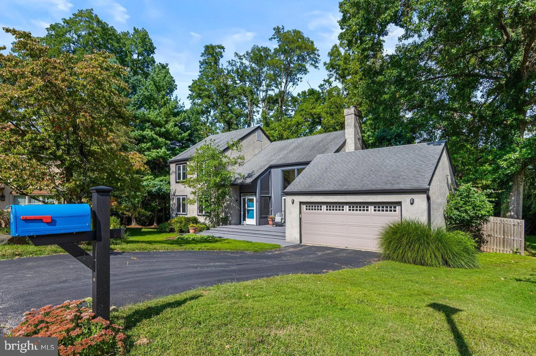 Bryn Mawr, Pennsylvania 19010, United States, 4 Bedrooms Bedrooms, ,3 BathroomsBathrooms,Residential,Pending,201560
