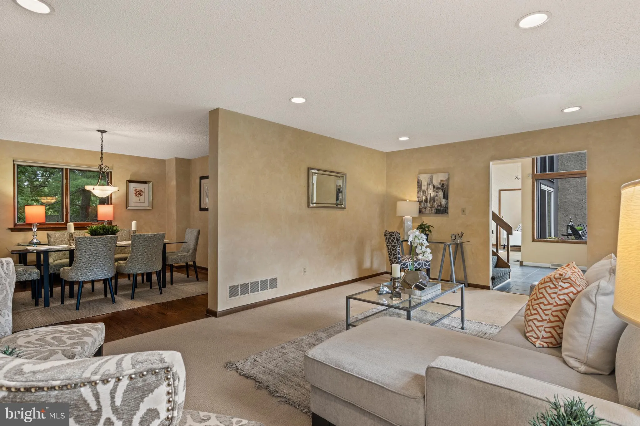 Bryn Mawr, Pennsylvania 19010, United States, 4 Bedrooms Bedrooms, ,3 BathroomsBathrooms,Residential,Pending,201560