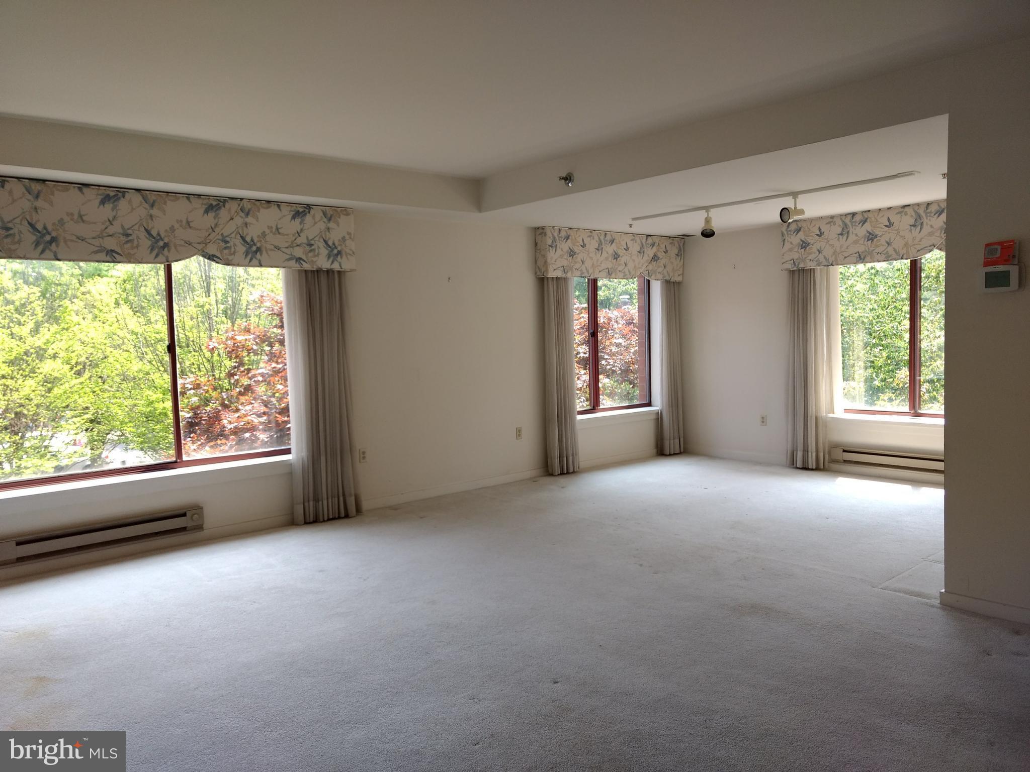 ANNEN WOODS - Residential