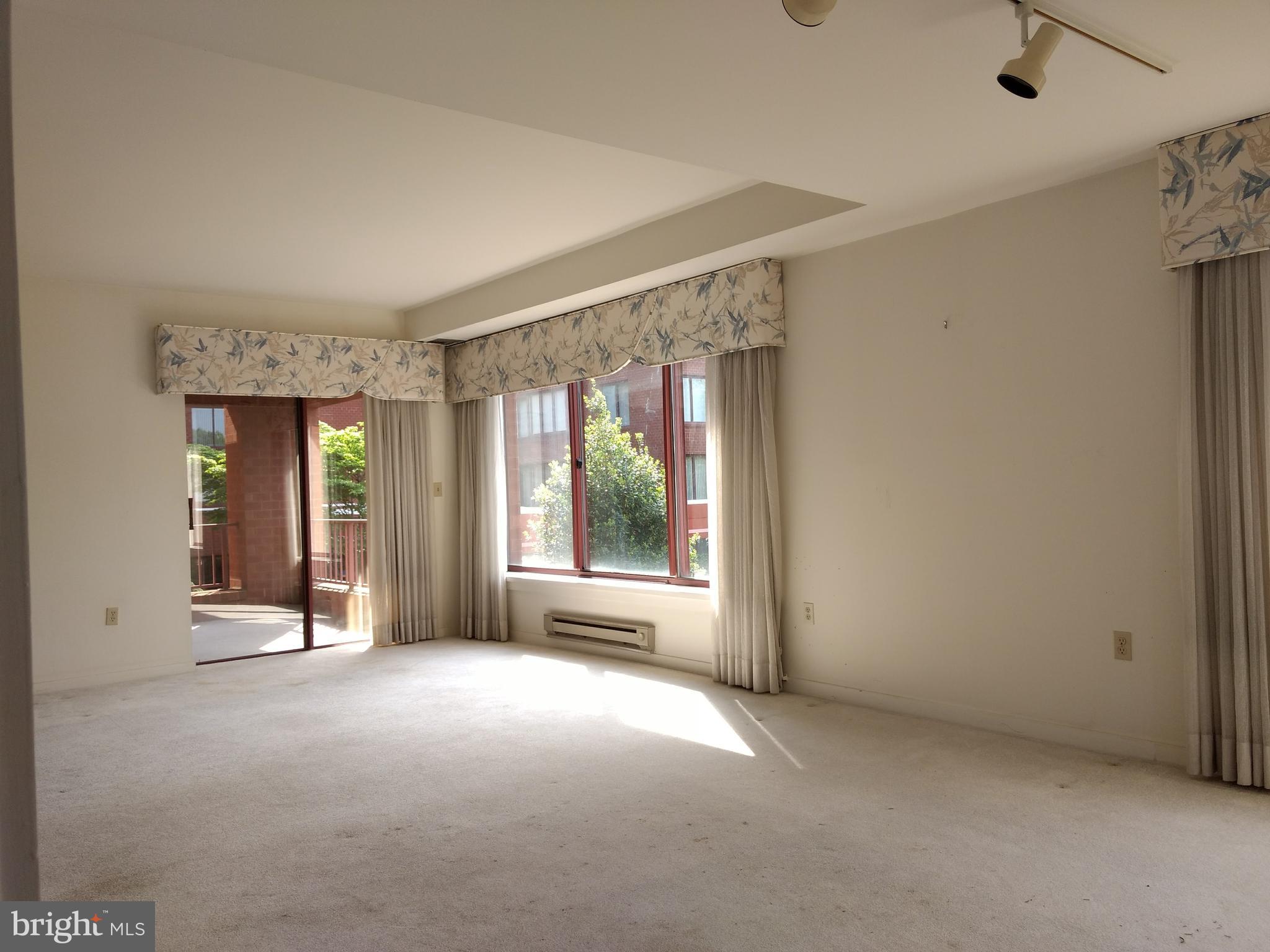 ANNEN WOODS - Residential