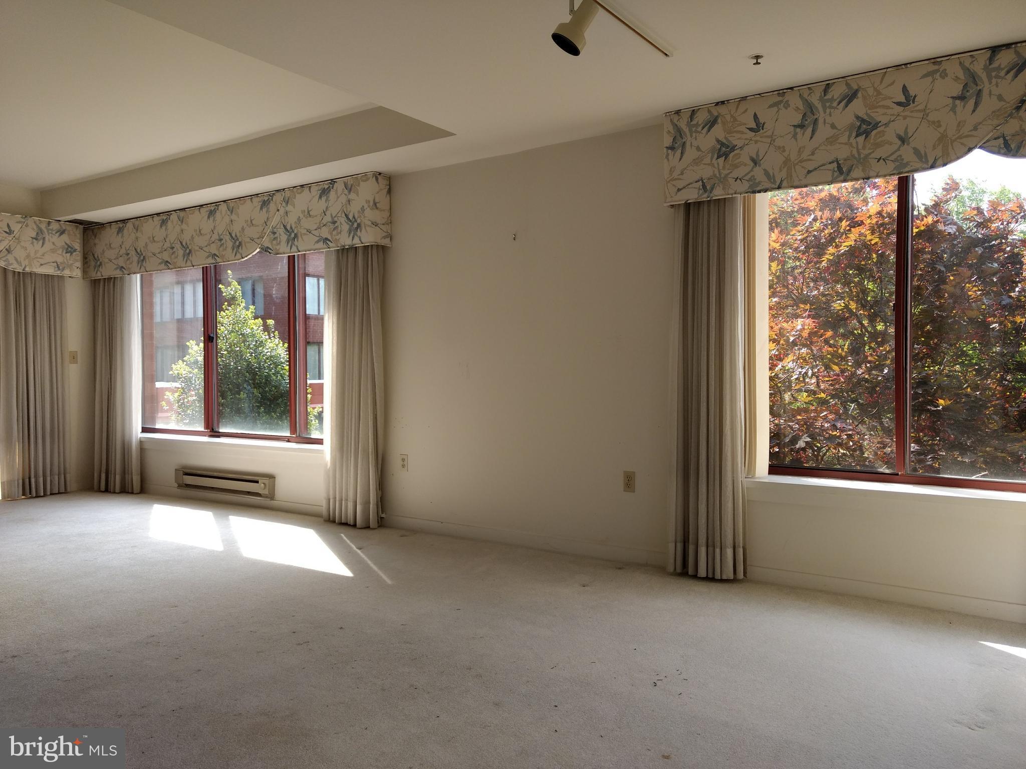 ANNEN WOODS - Residential