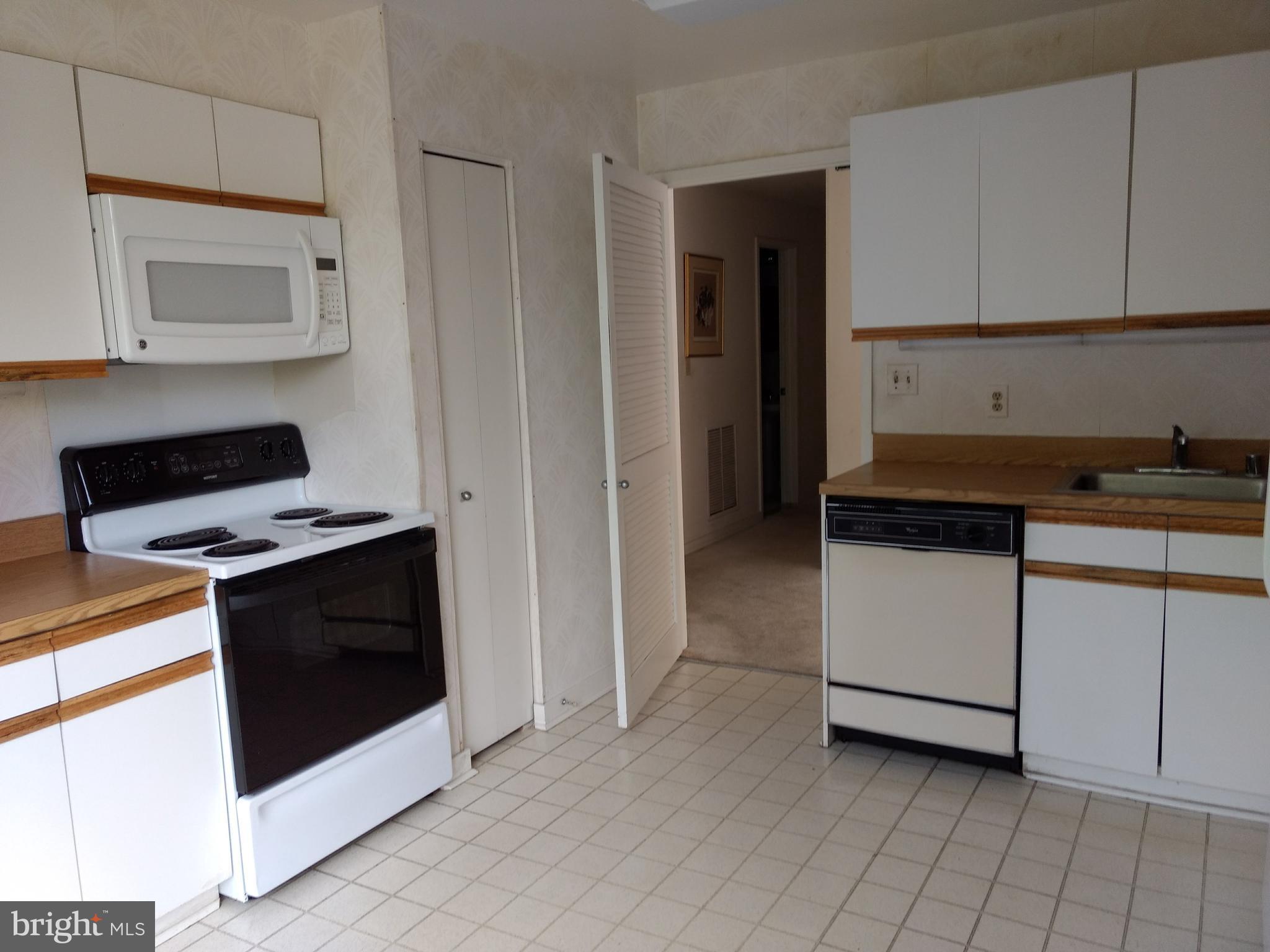 ANNEN WOODS - Residential