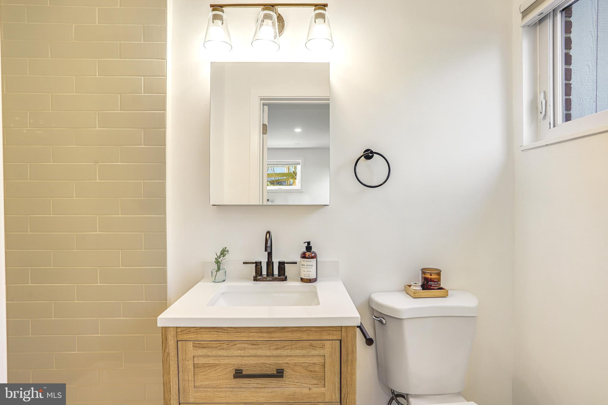 GREENWICH FOREST - Residential