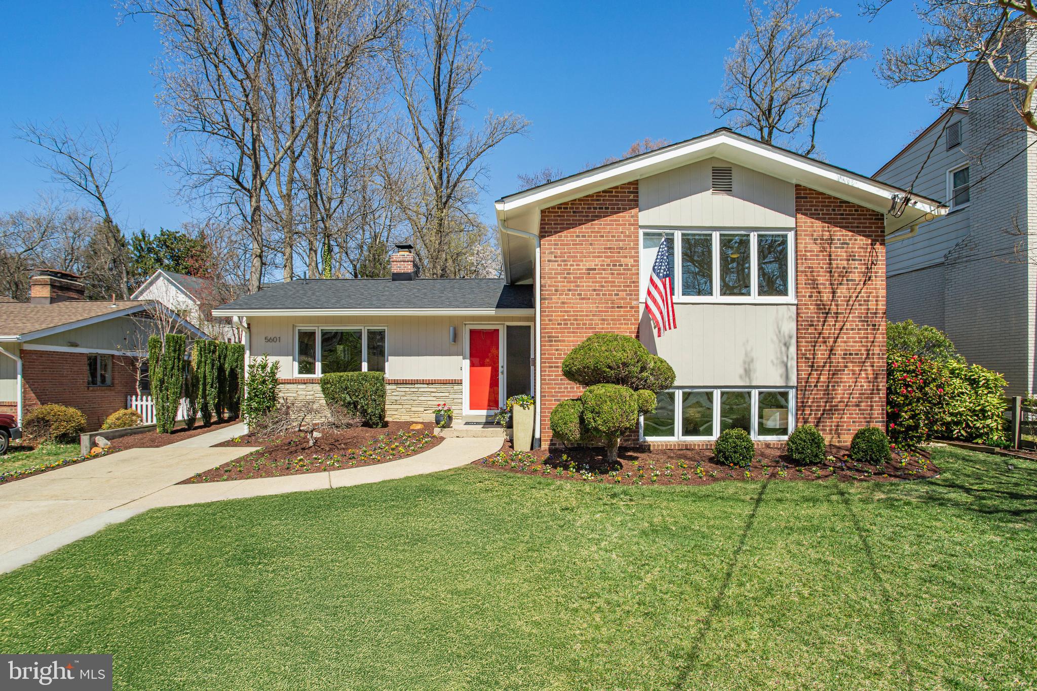 GREENWICH FOREST - Residential