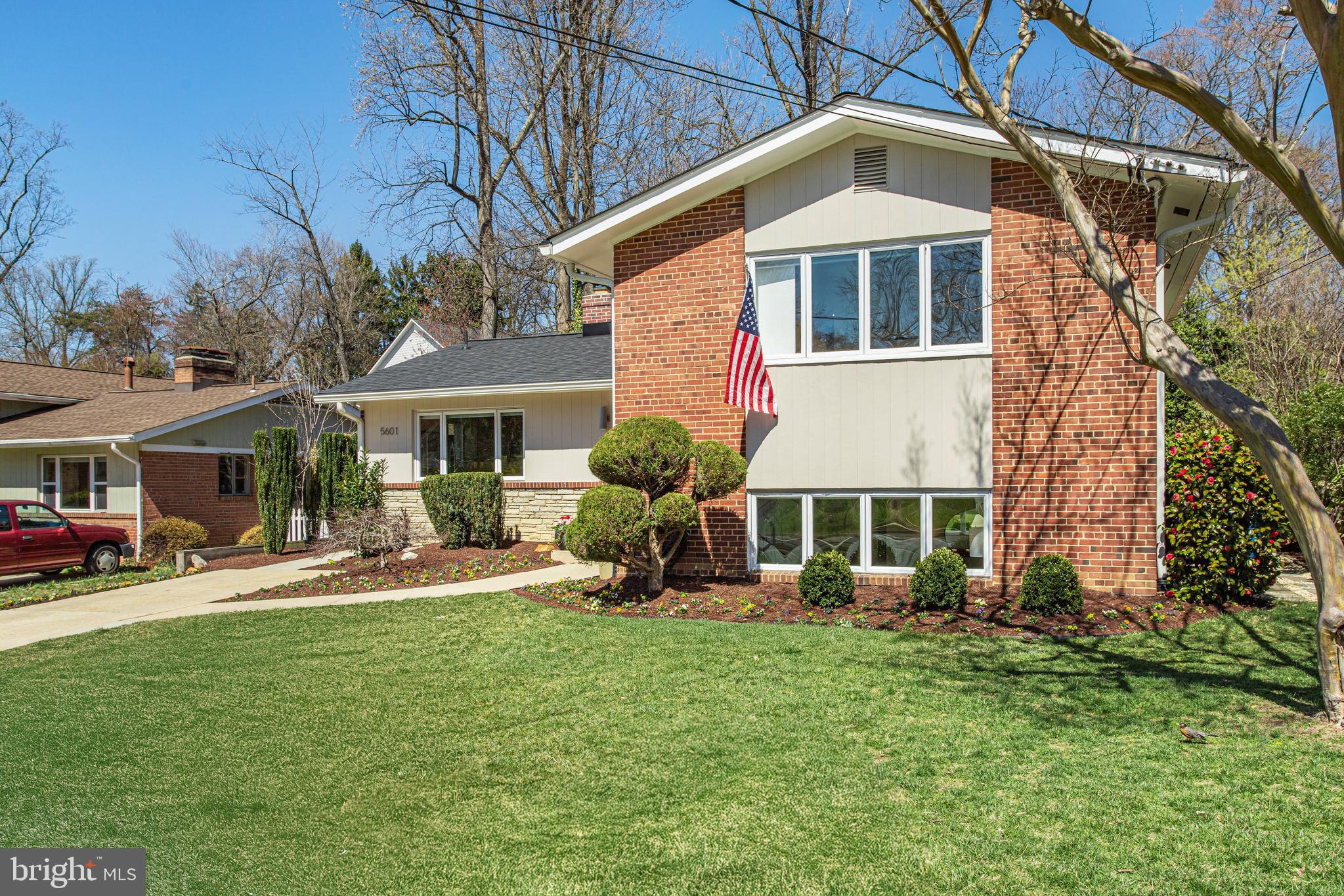 GREENWICH FOREST - Residential