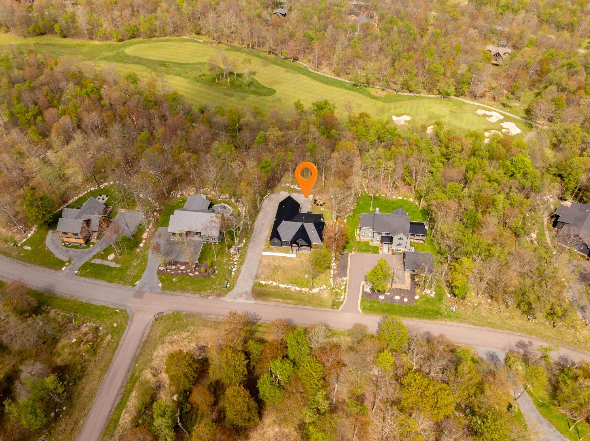 LODESTONE ON THE GOLF COURSE - Residential
