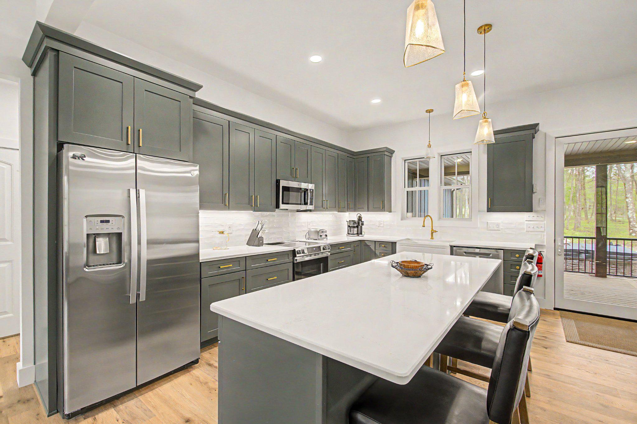 LODESTONE ON THE GOLF COURSE - Residential
