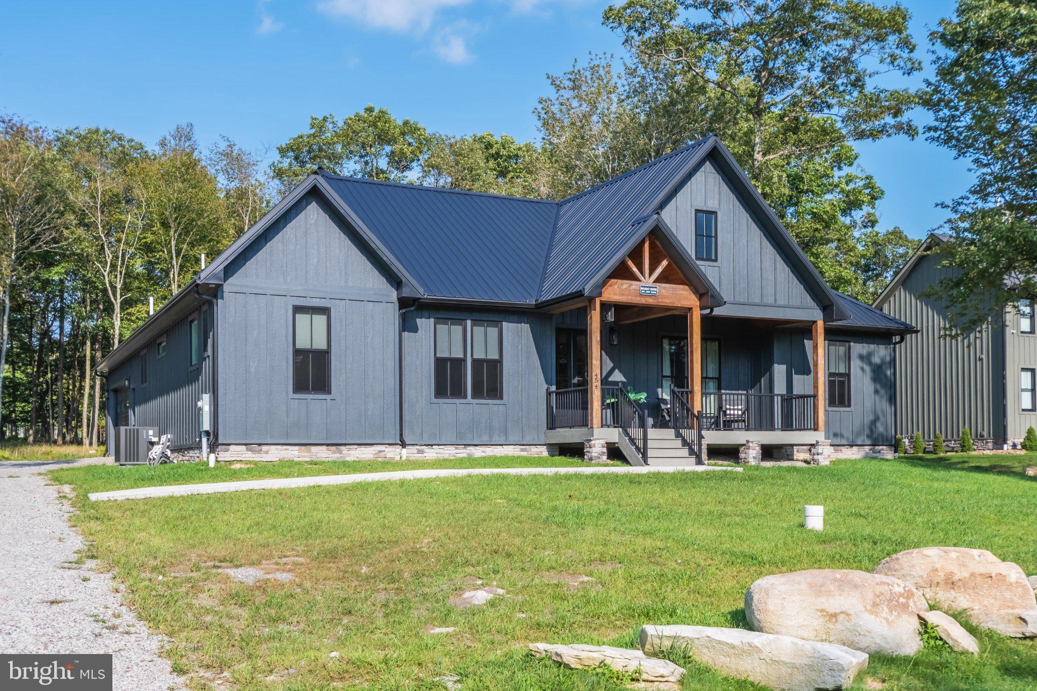 454 BILTMORE RIDGE TRL