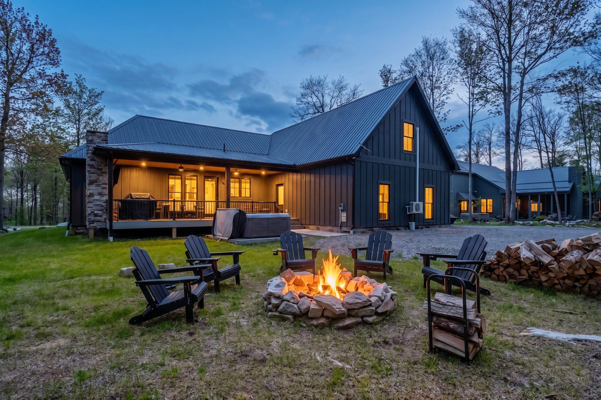 LODESTONE ON THE GOLF COURSE - Residential