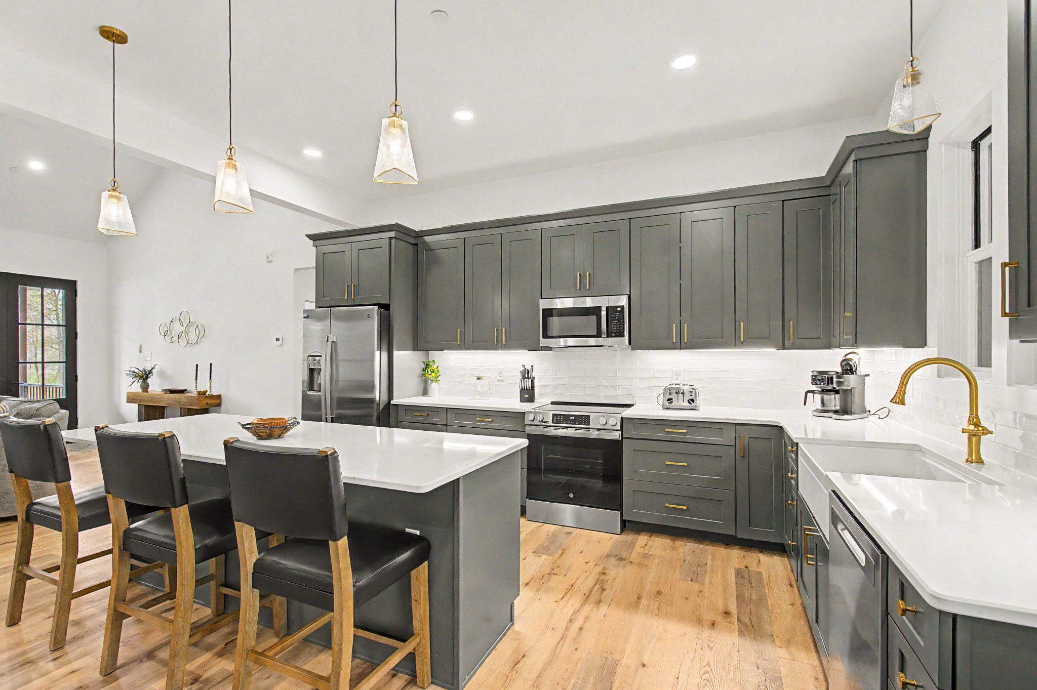 LODESTONE ON THE GOLF COURSE - Residential