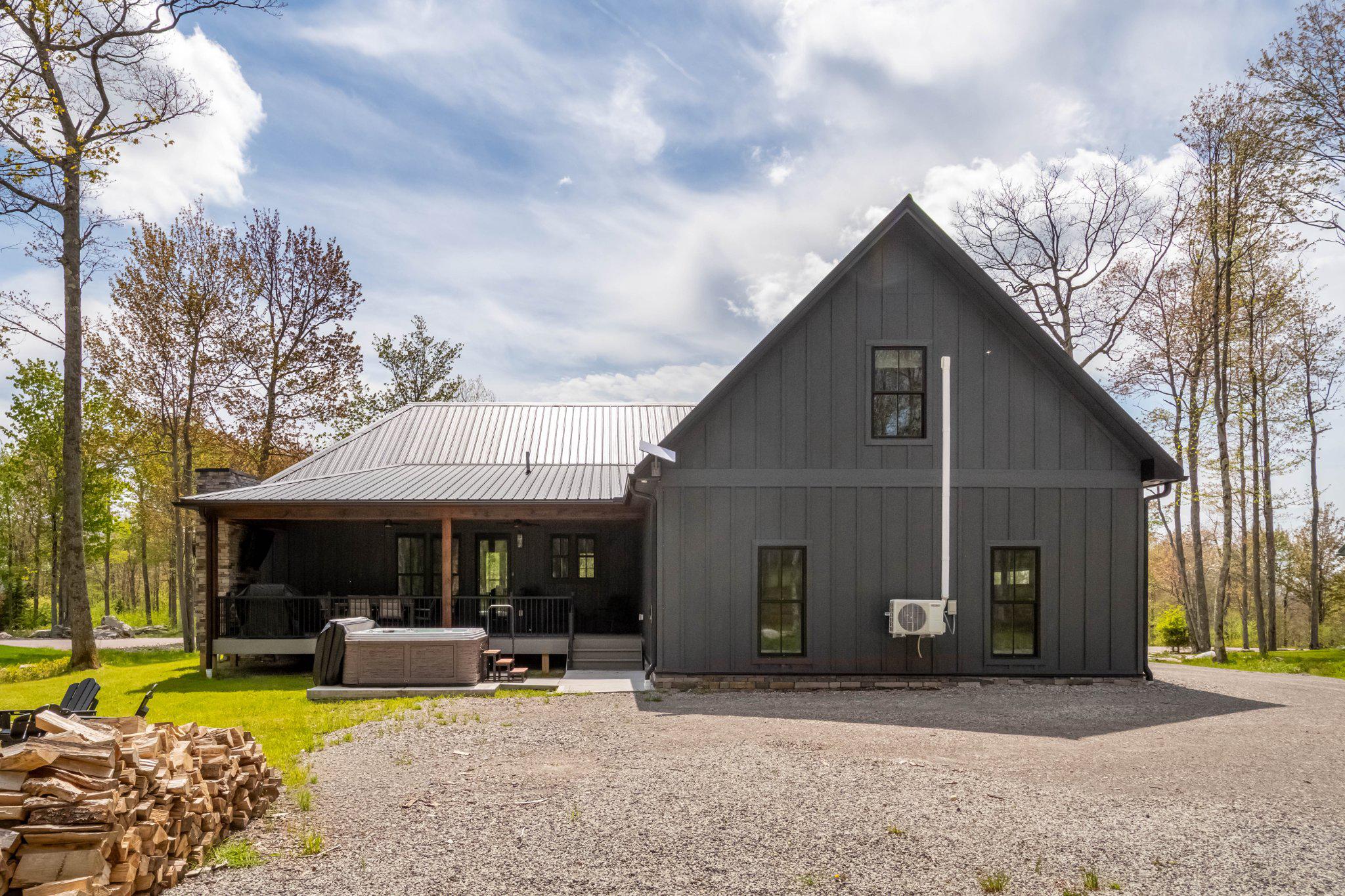 LODESTONE ON THE GOLF COURSE - Residential