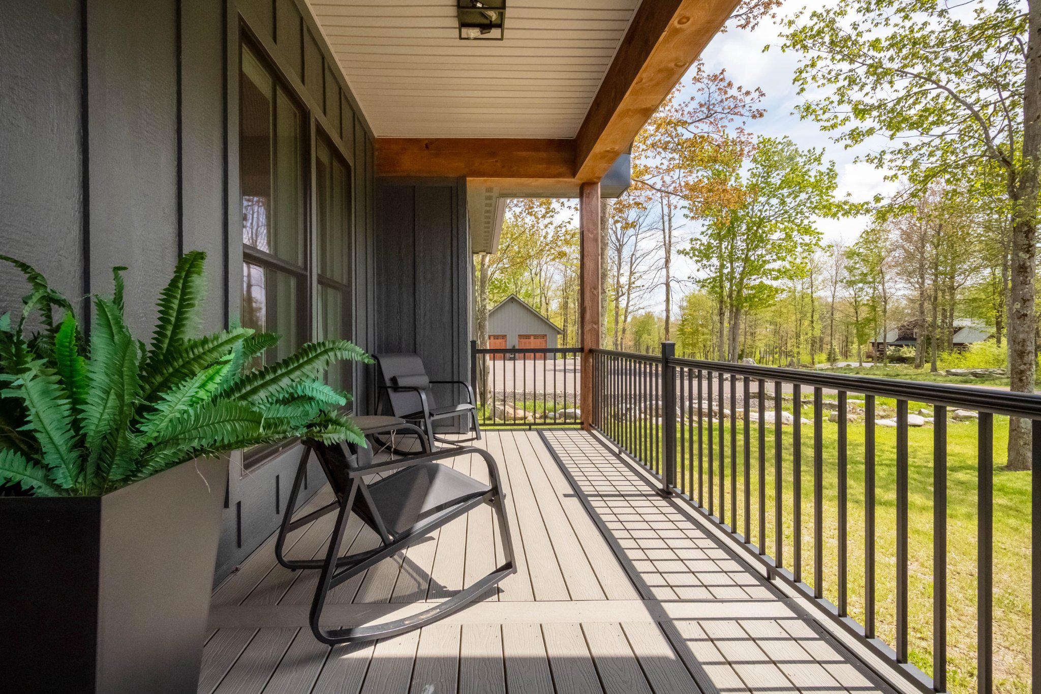 LODESTONE ON THE GOLF COURSE - Residential