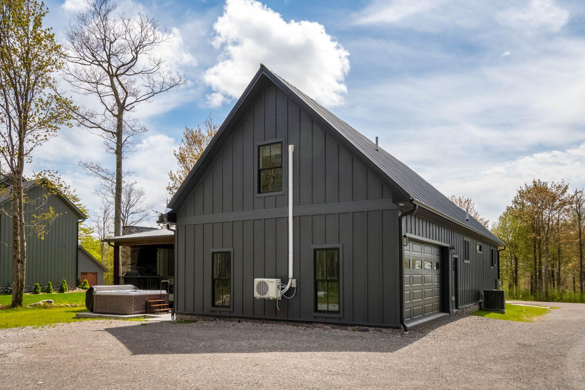 LODESTONE ON THE GOLF COURSE - Residential