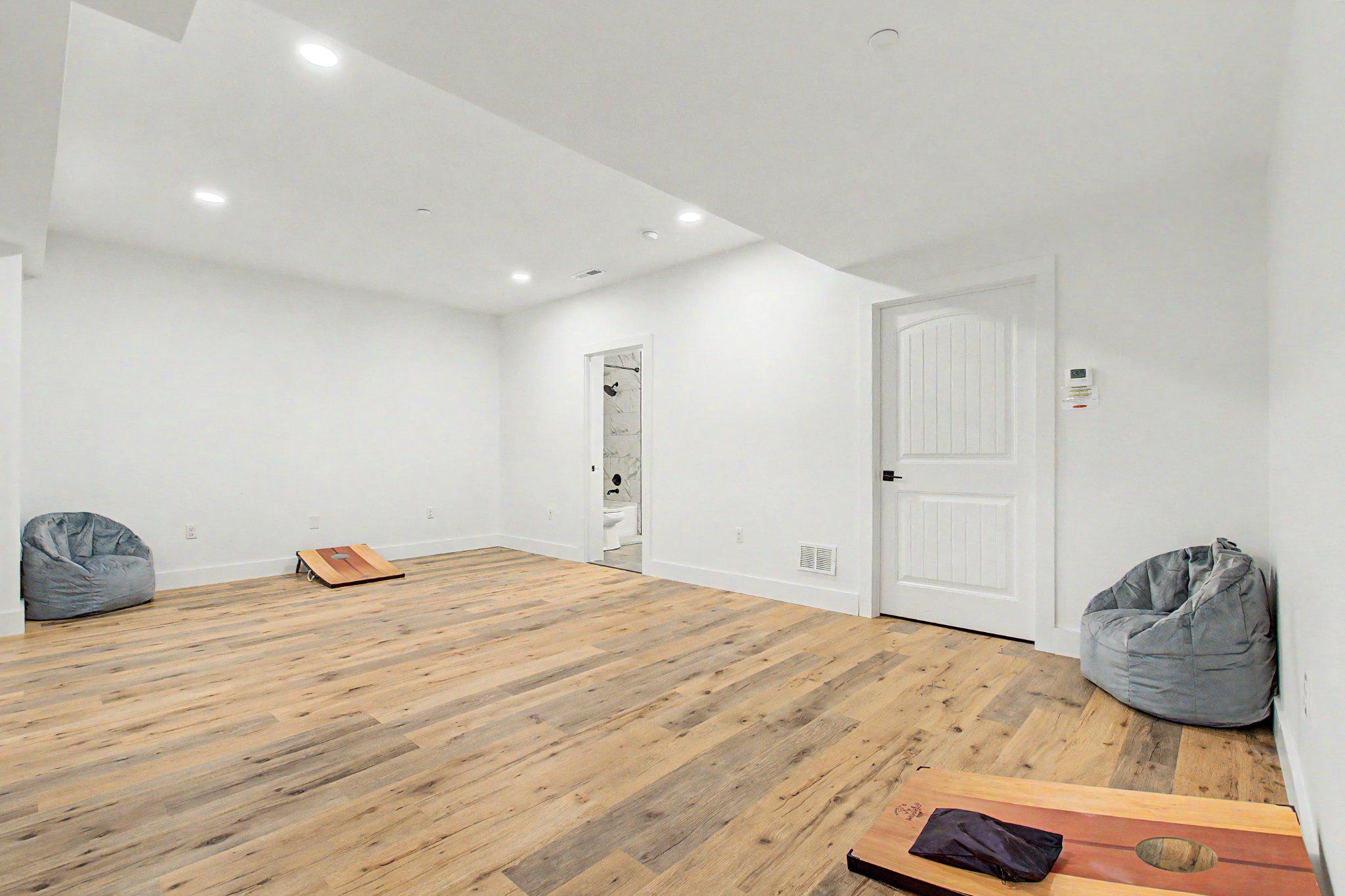 LODESTONE ON THE GOLF COURSE - Residential