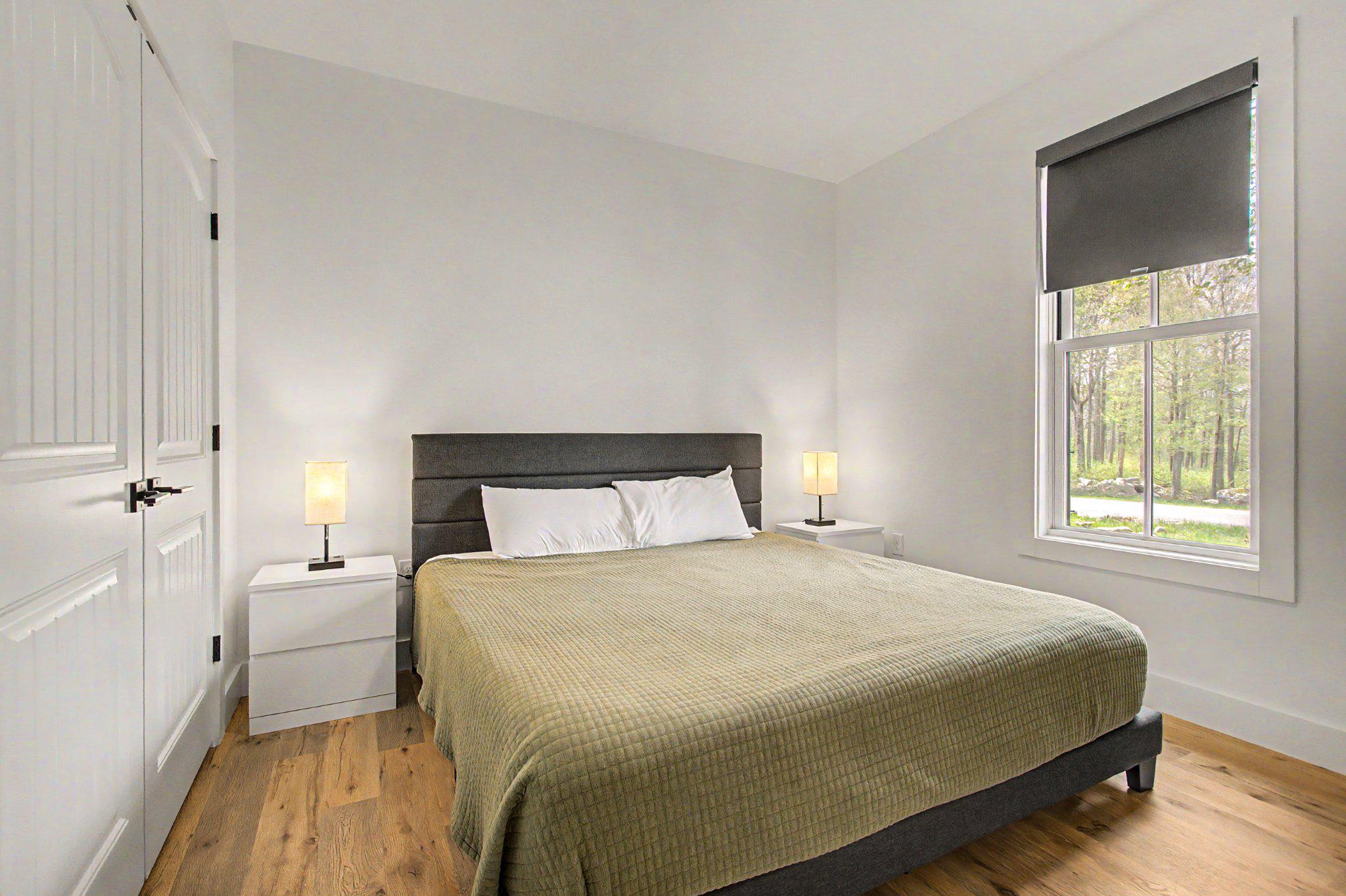 LODESTONE ON THE GOLF COURSE - Residential
