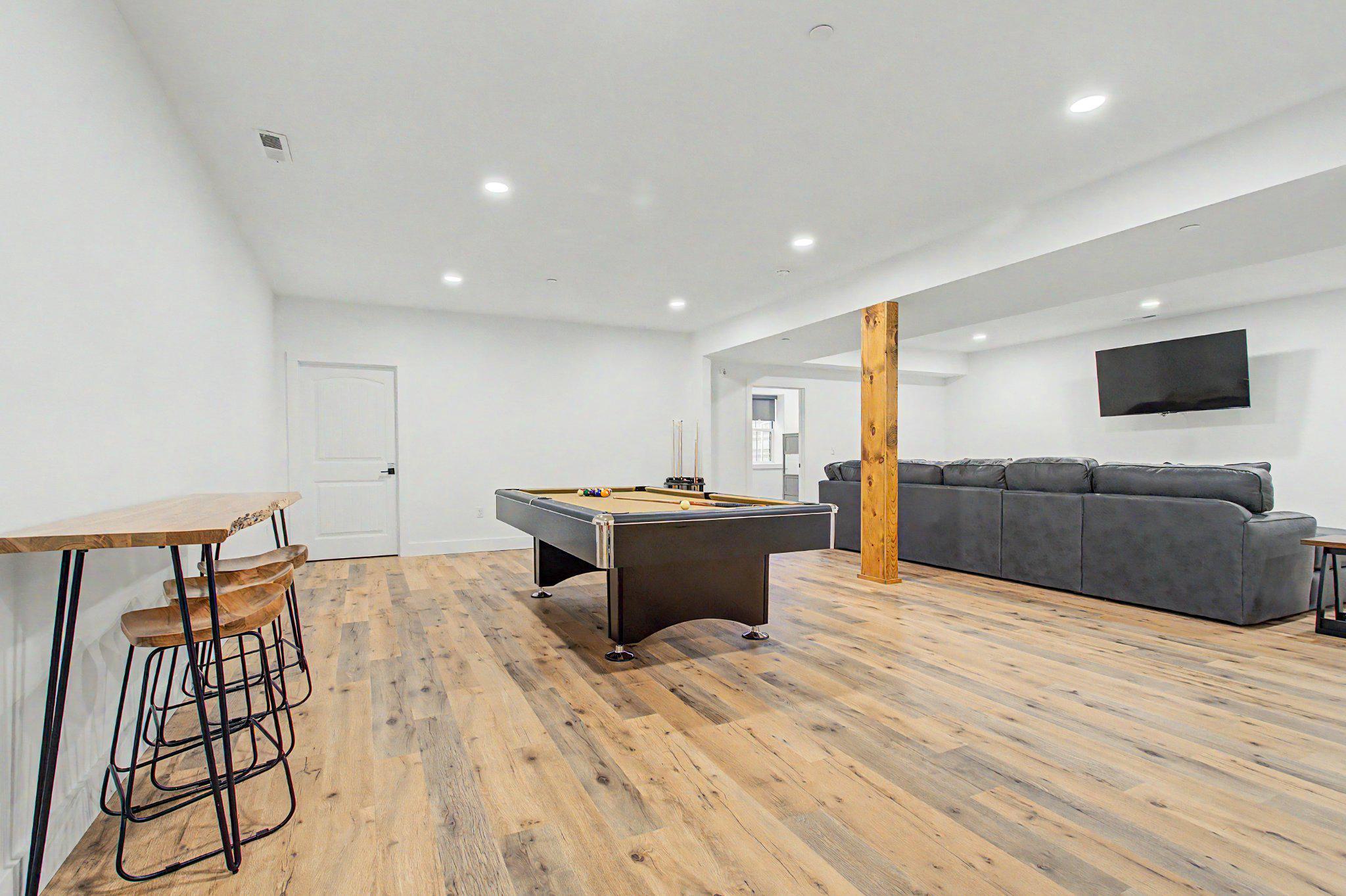 LODESTONE ON THE GOLF COURSE - Residential