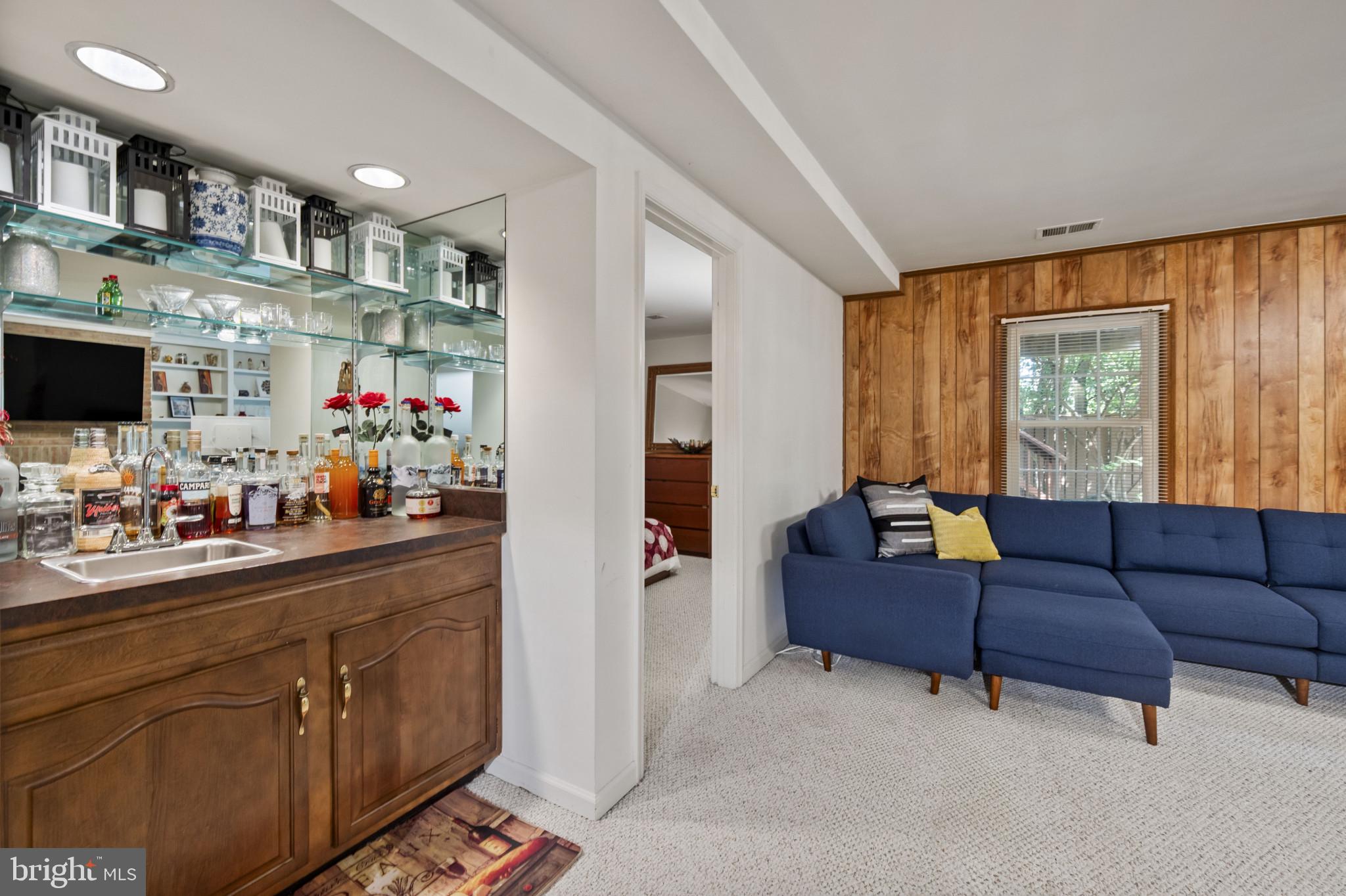 WILDWOOD HILLS - Residential Lease