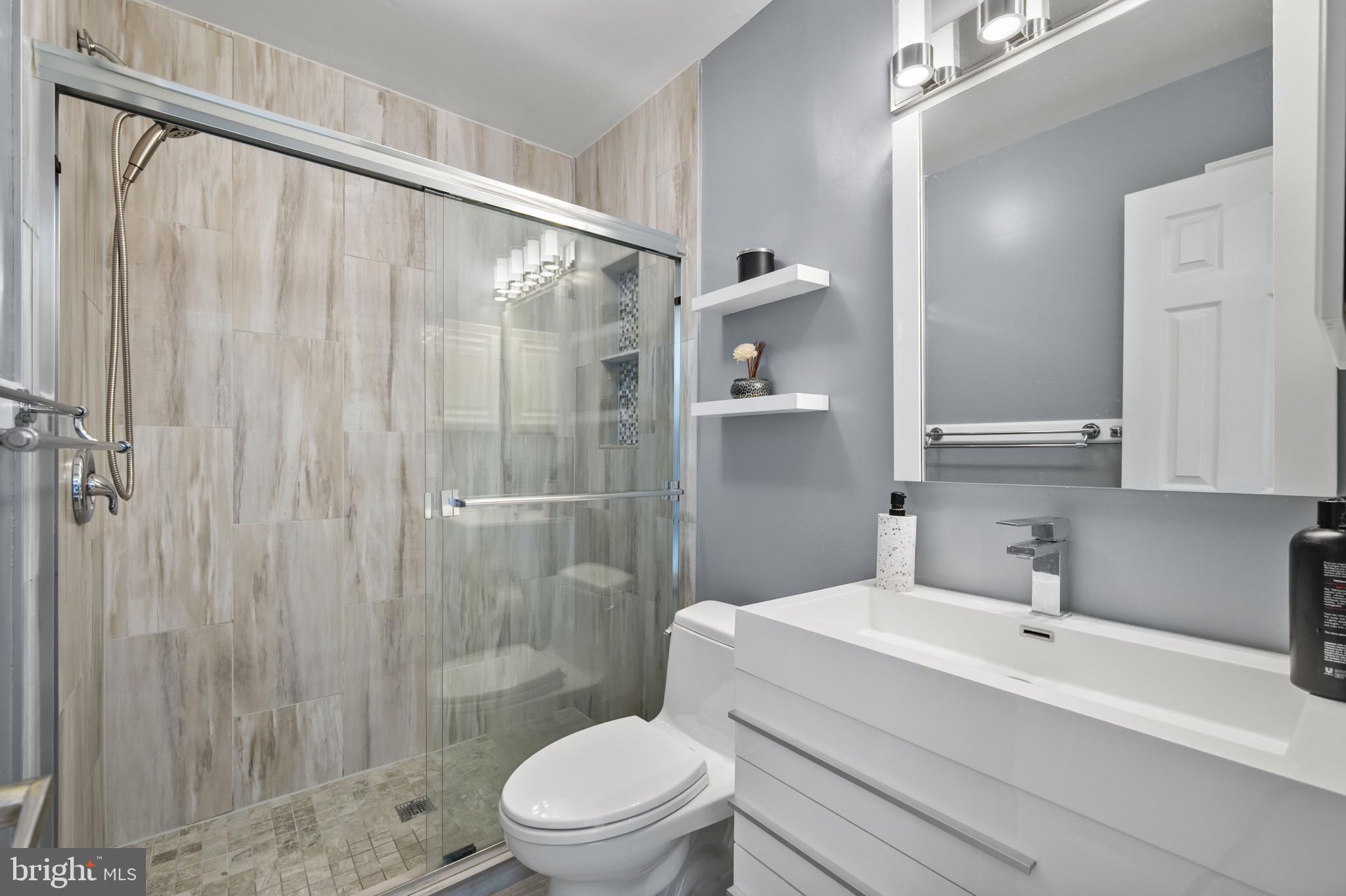 WILDWOOD HILLS - Residential Lease