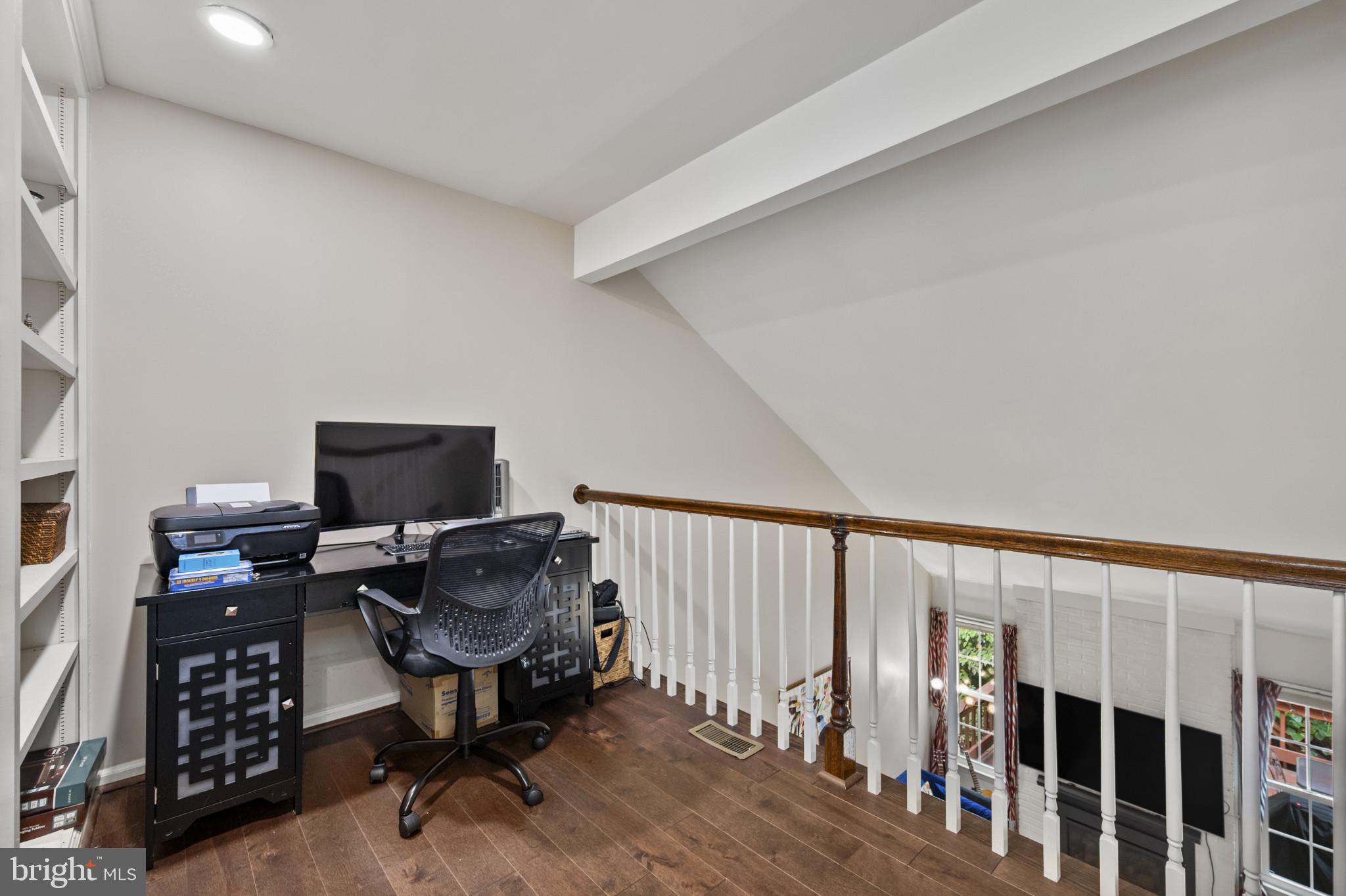 WILDWOOD HILLS - Residential Lease