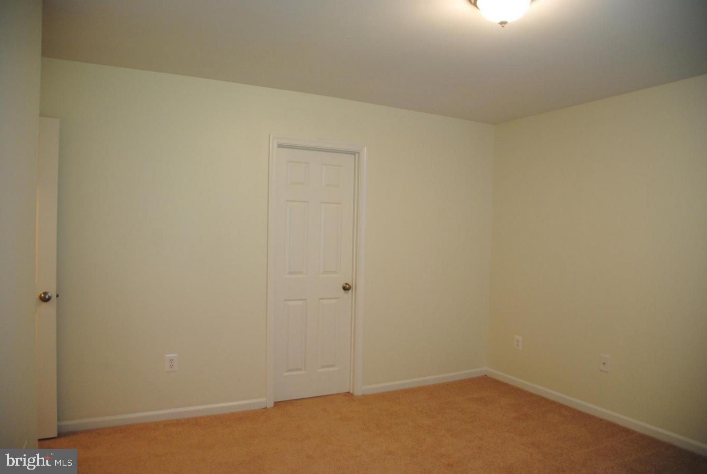 CARRIAGE POINTE AT AQUIA - Residential Lease