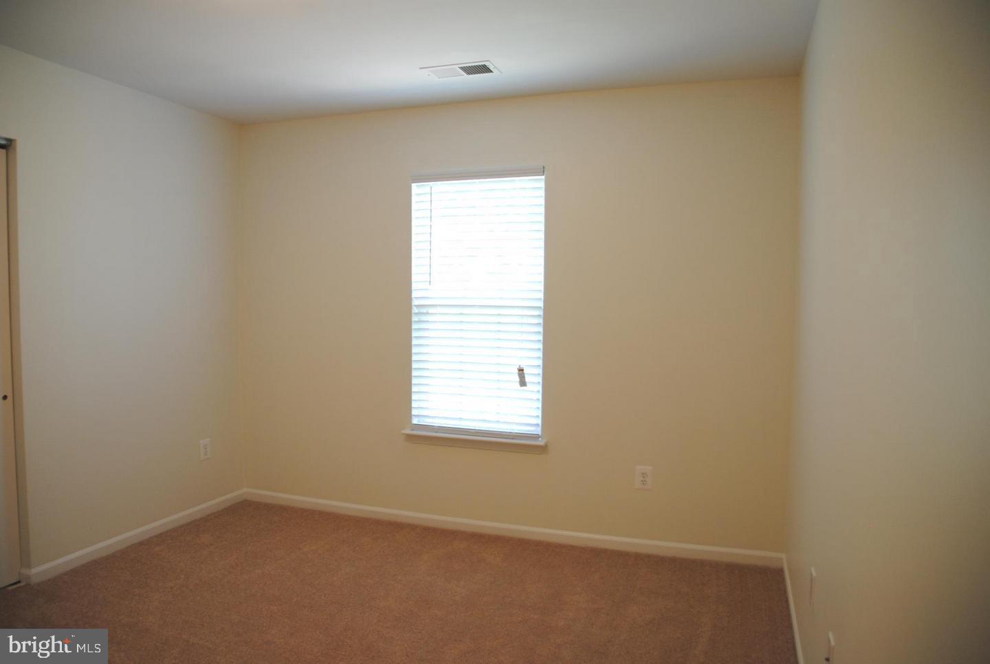 CARRIAGE POINTE AT AQUIA - Residential Lease