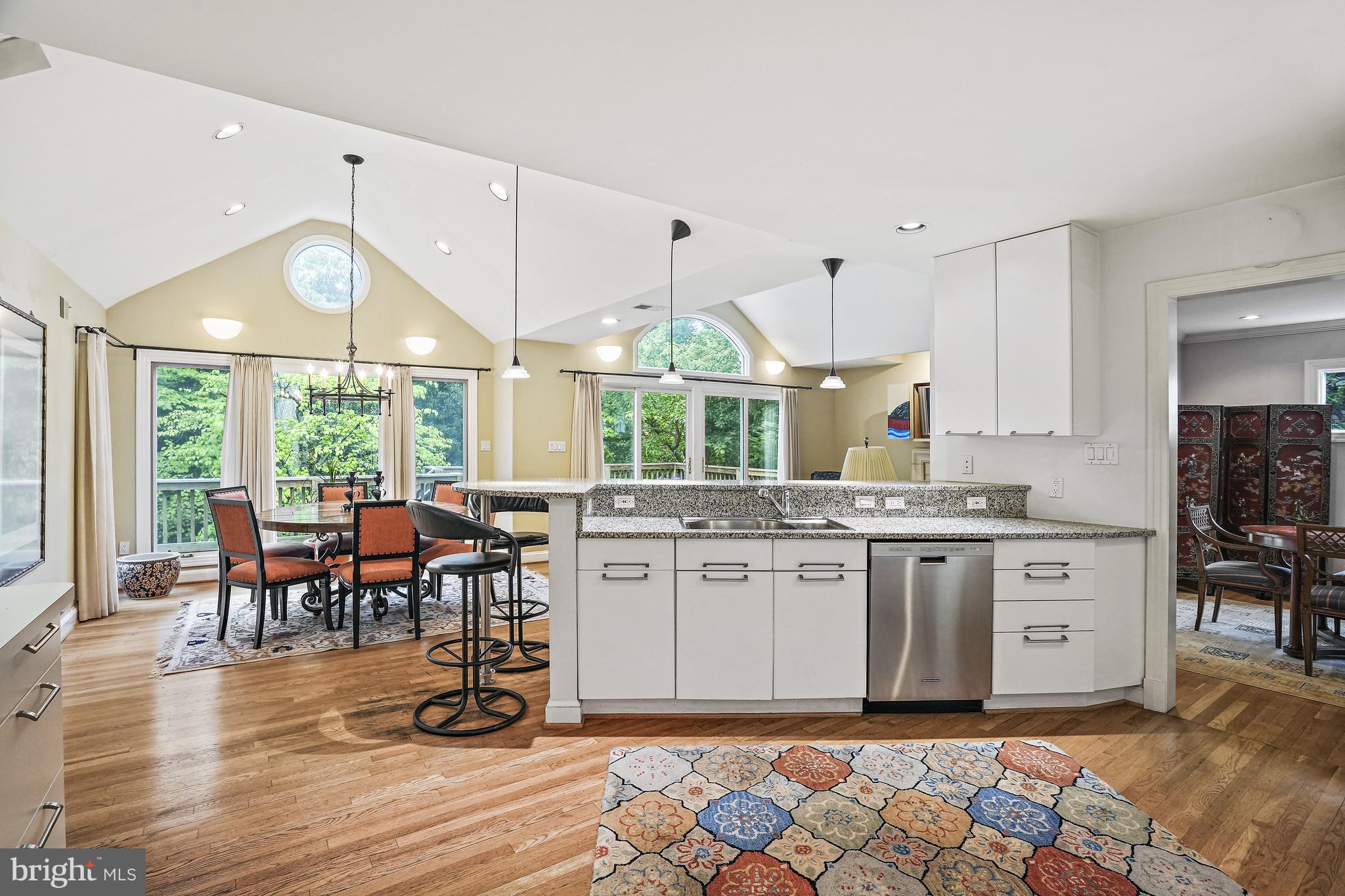 SOMERSET - Residential