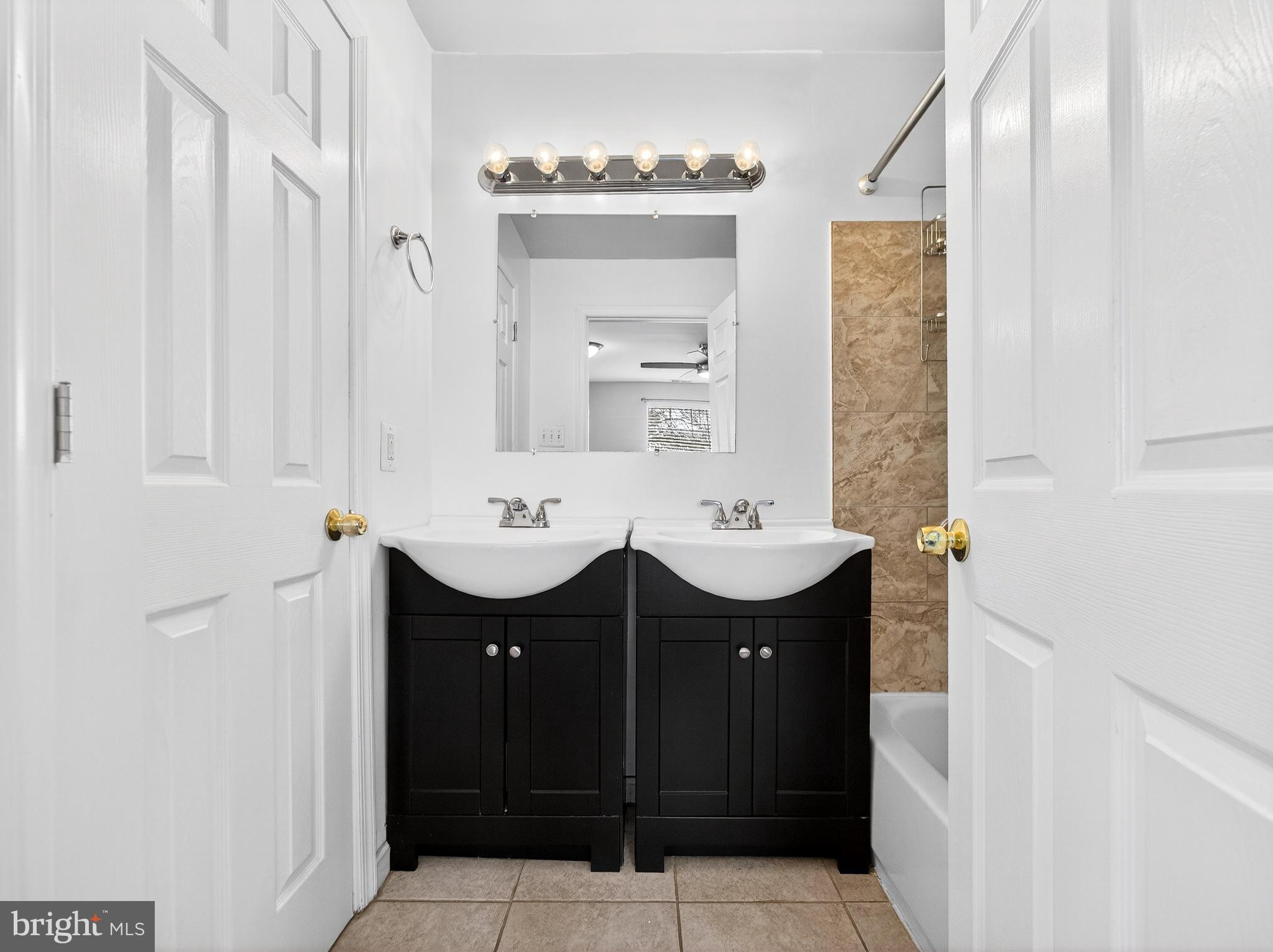 HARWOOD PARK - Residential