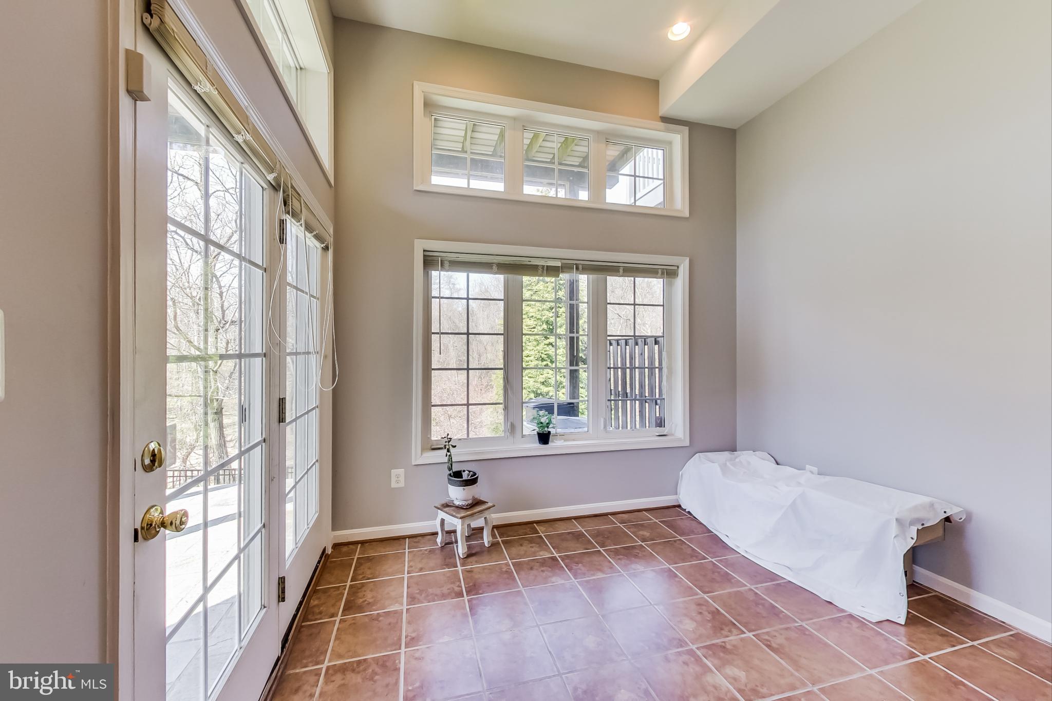 MONTJOY - Residential