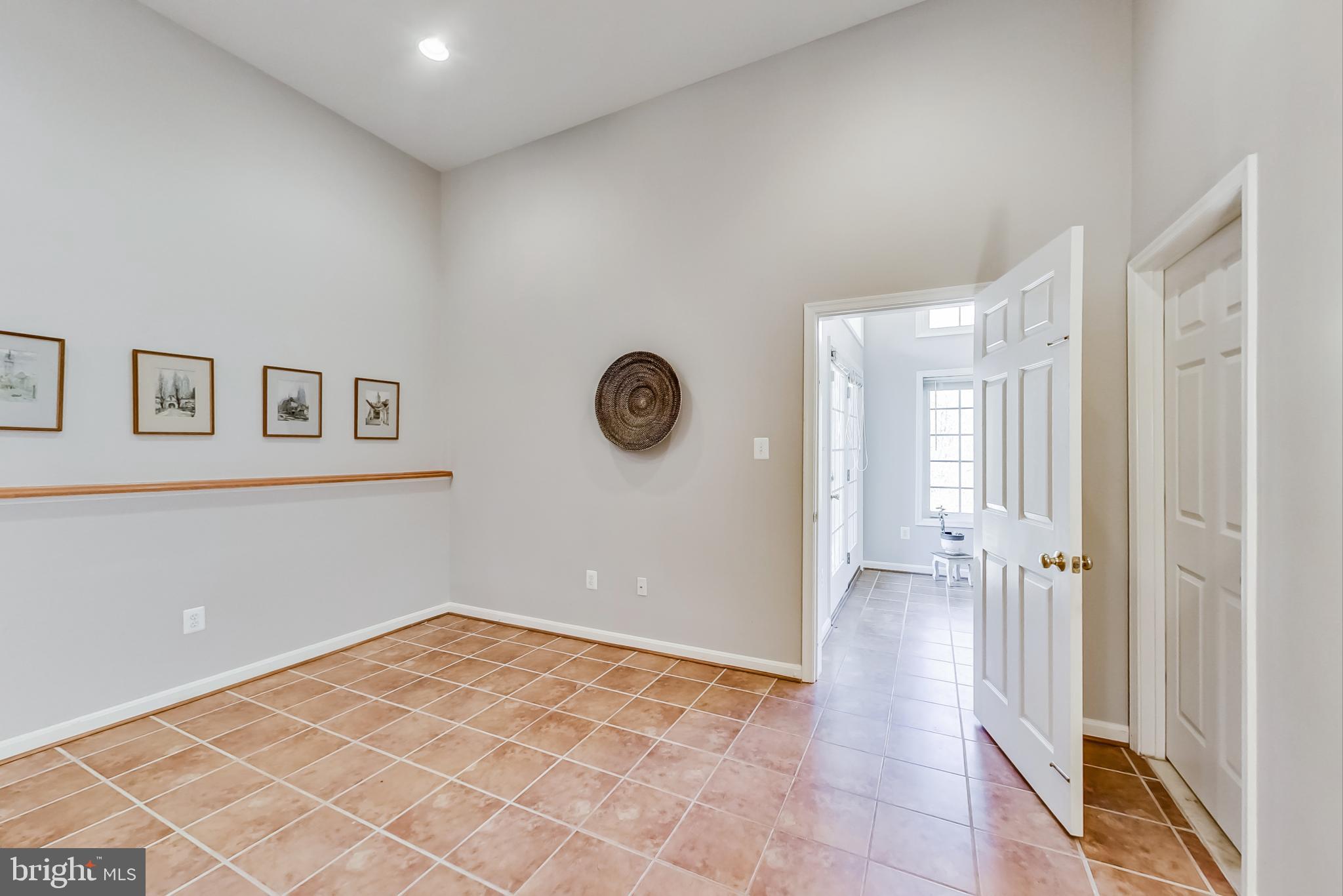 MONTJOY - Residential